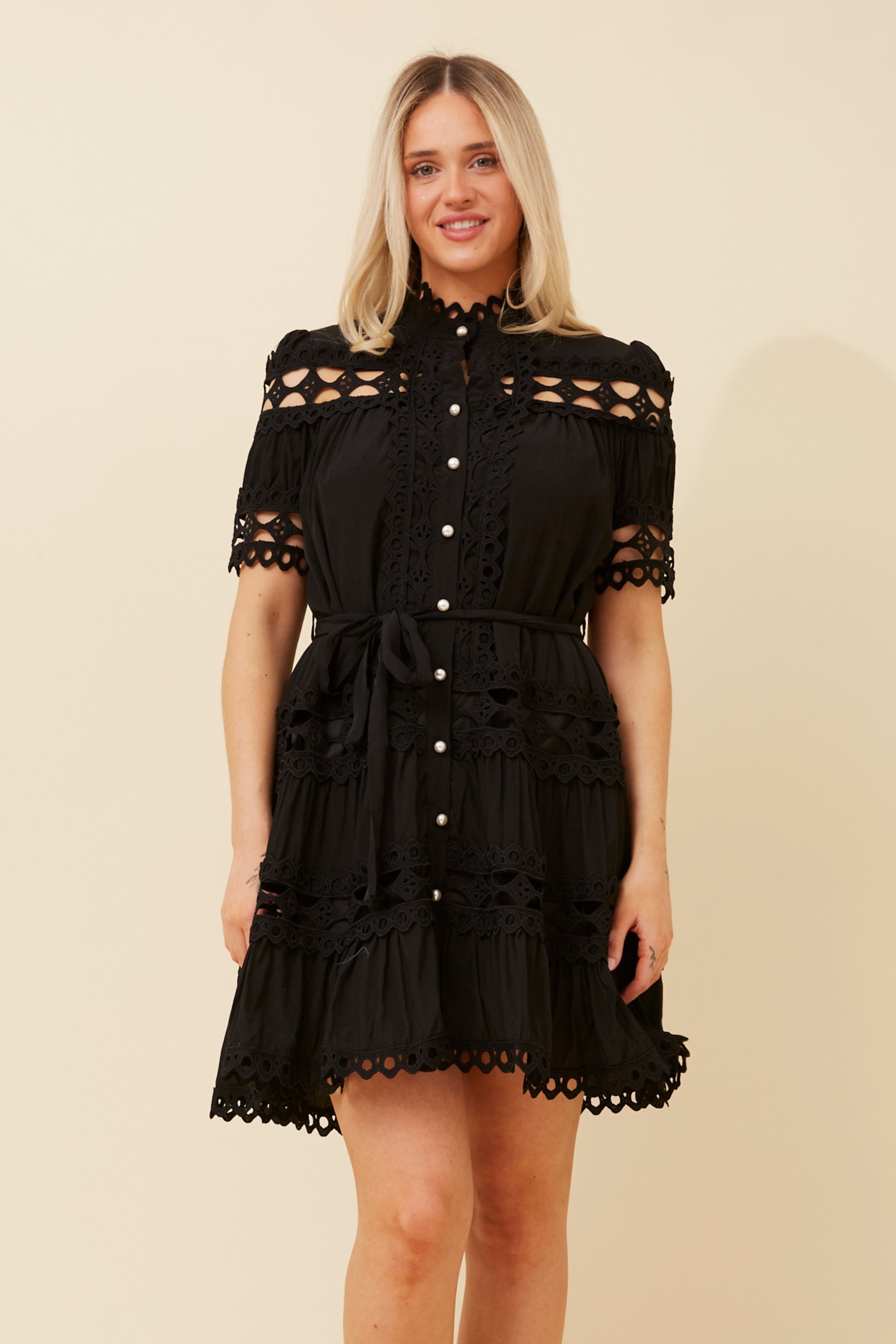 EZRELA LACE SHORT DRESS