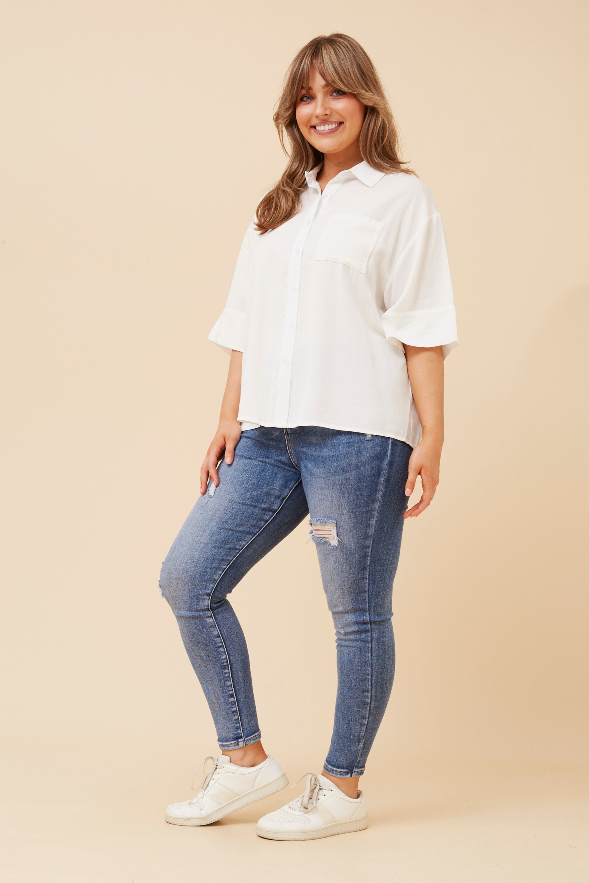 FERGUS SOLID CROP SHIRT