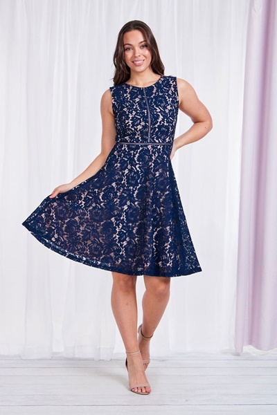 FIT & FLARE LACE DRESS