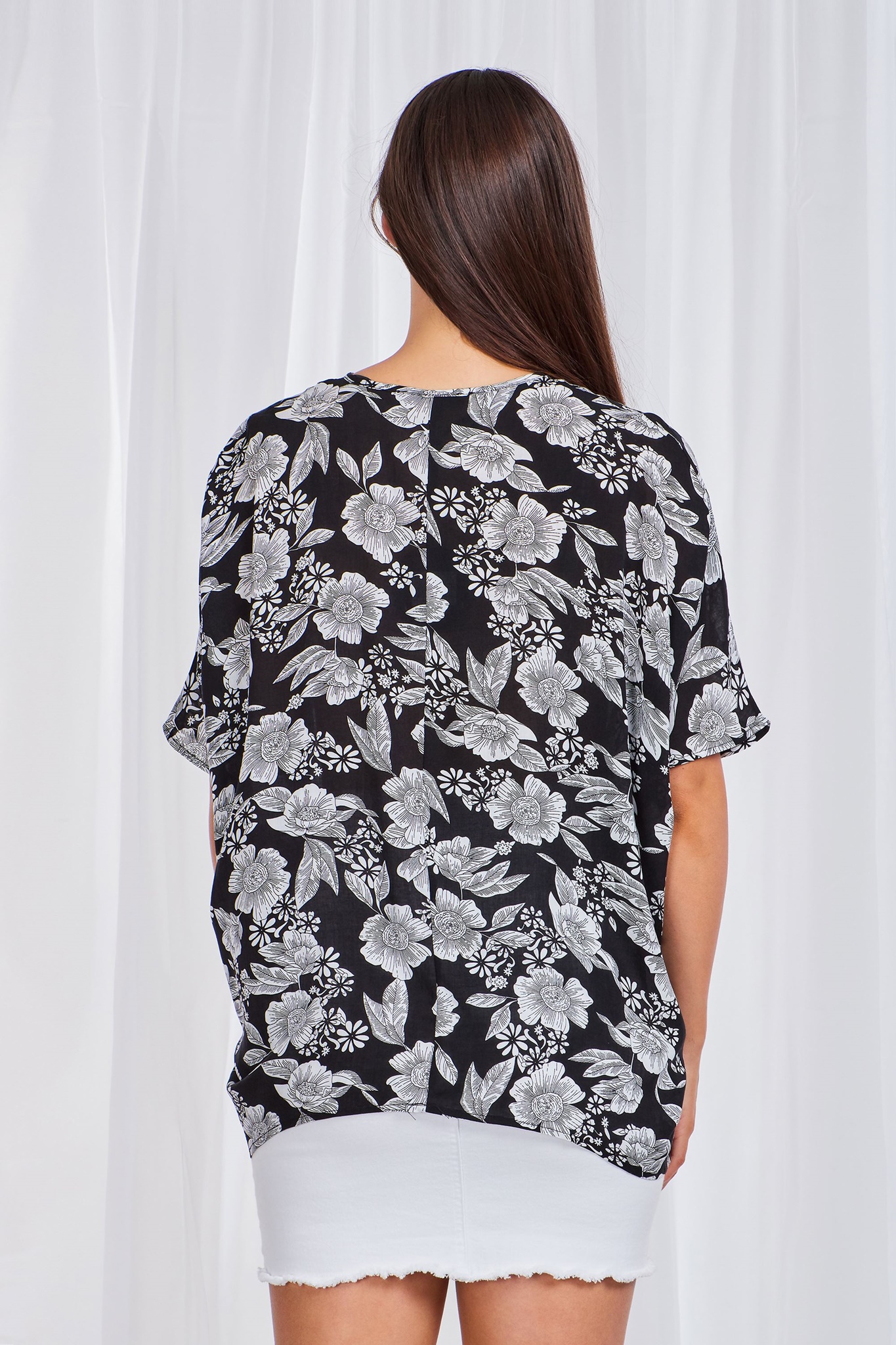 Floral Knot Front Top – FLORAL-KNOT-FRONT-TOP-T728940 & FEMME Connection