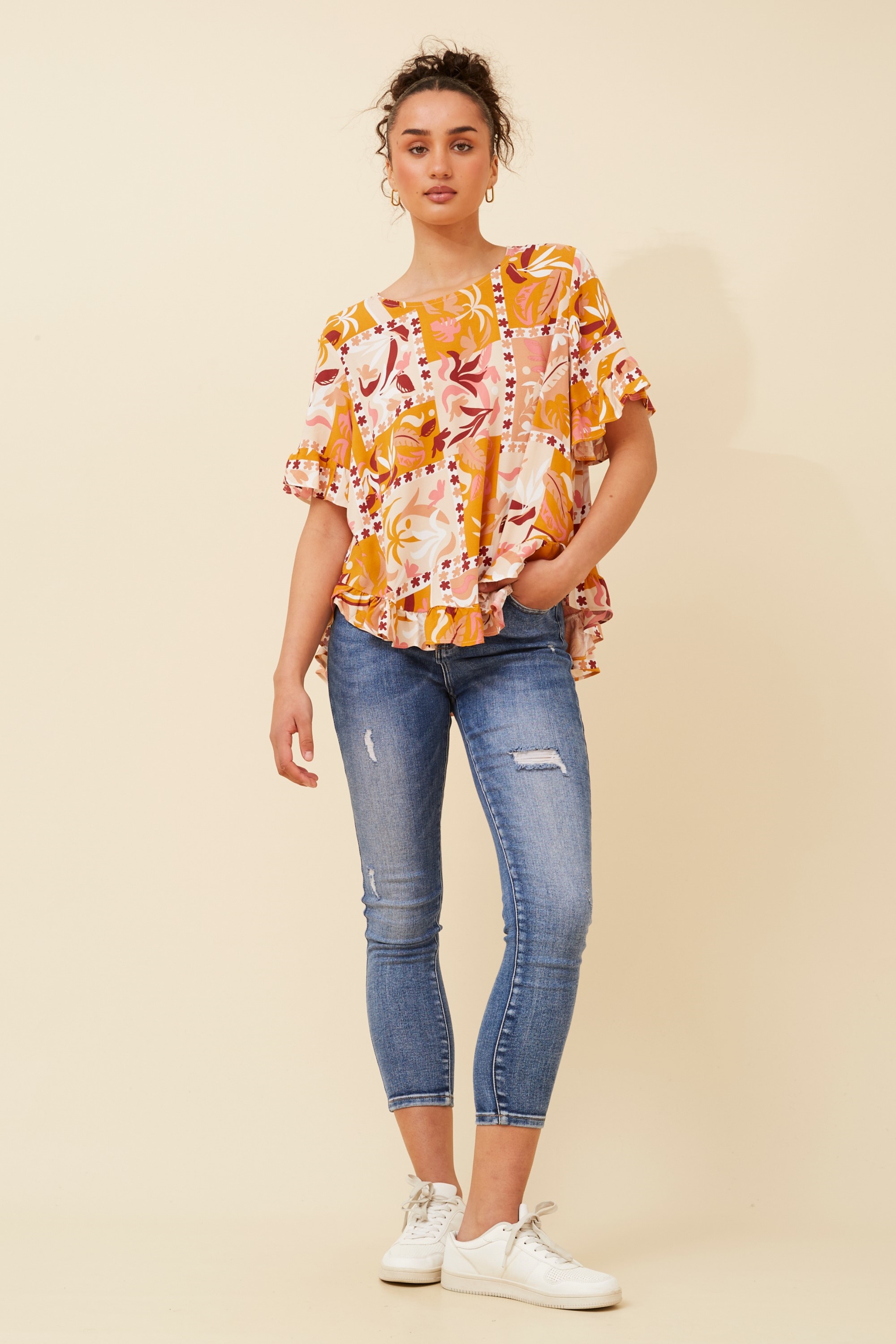 FRILA TROPICAL PRINT TOP