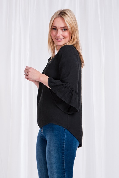 FRILL SLEEVE BLOUSE