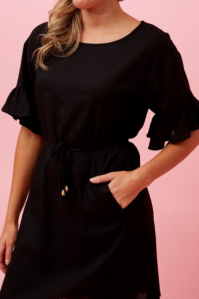 Frill sleeve short dress