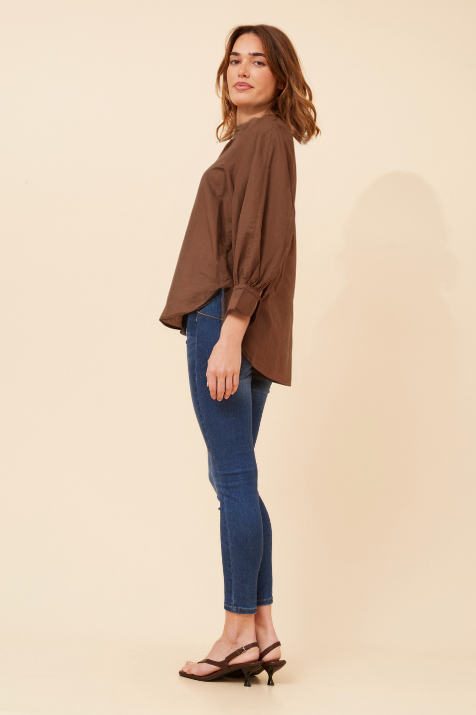 GAYEL SOLID LINEN BLEND BLOUSE