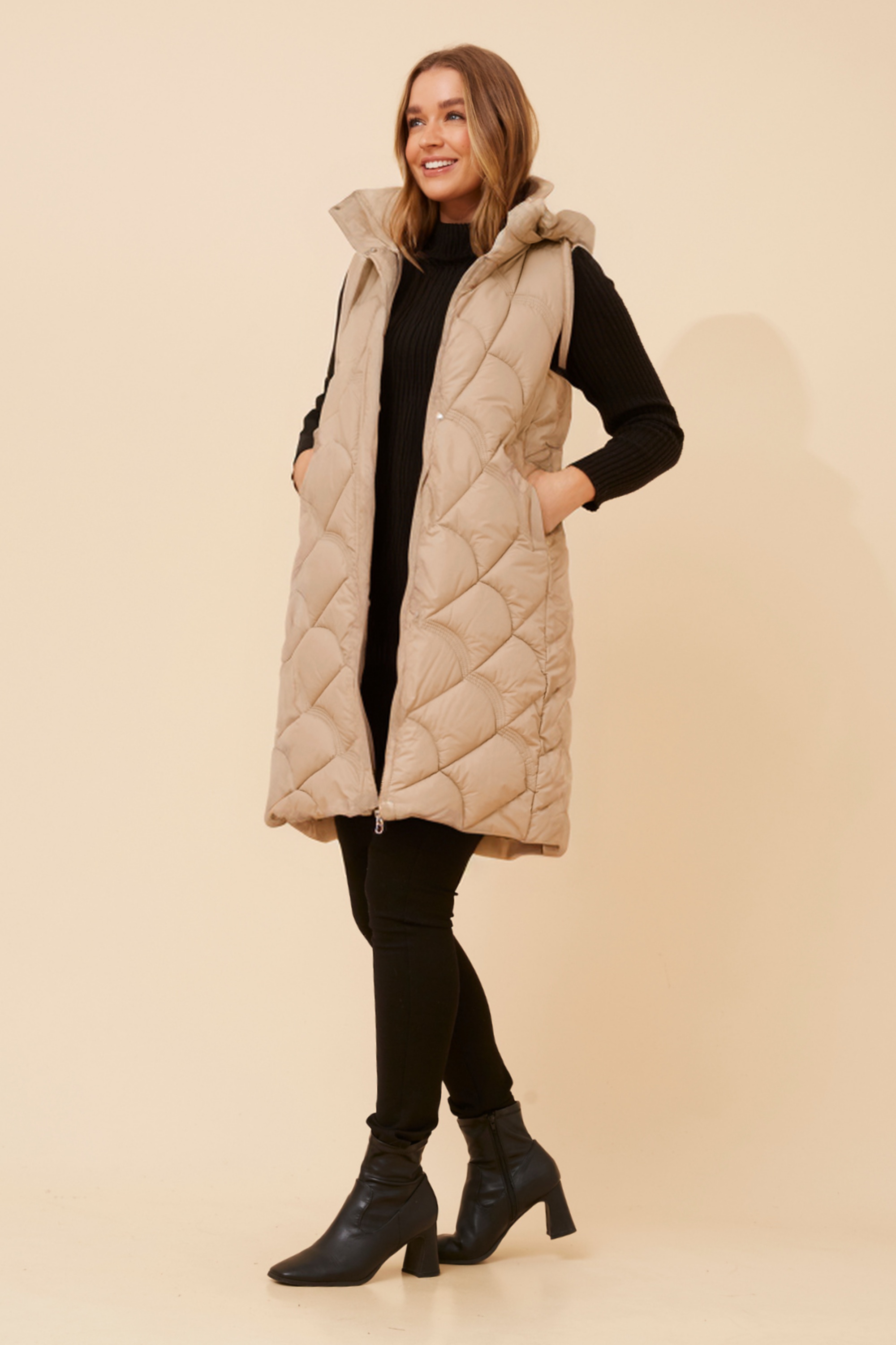 GEVAH SOLID PUFFER VEST