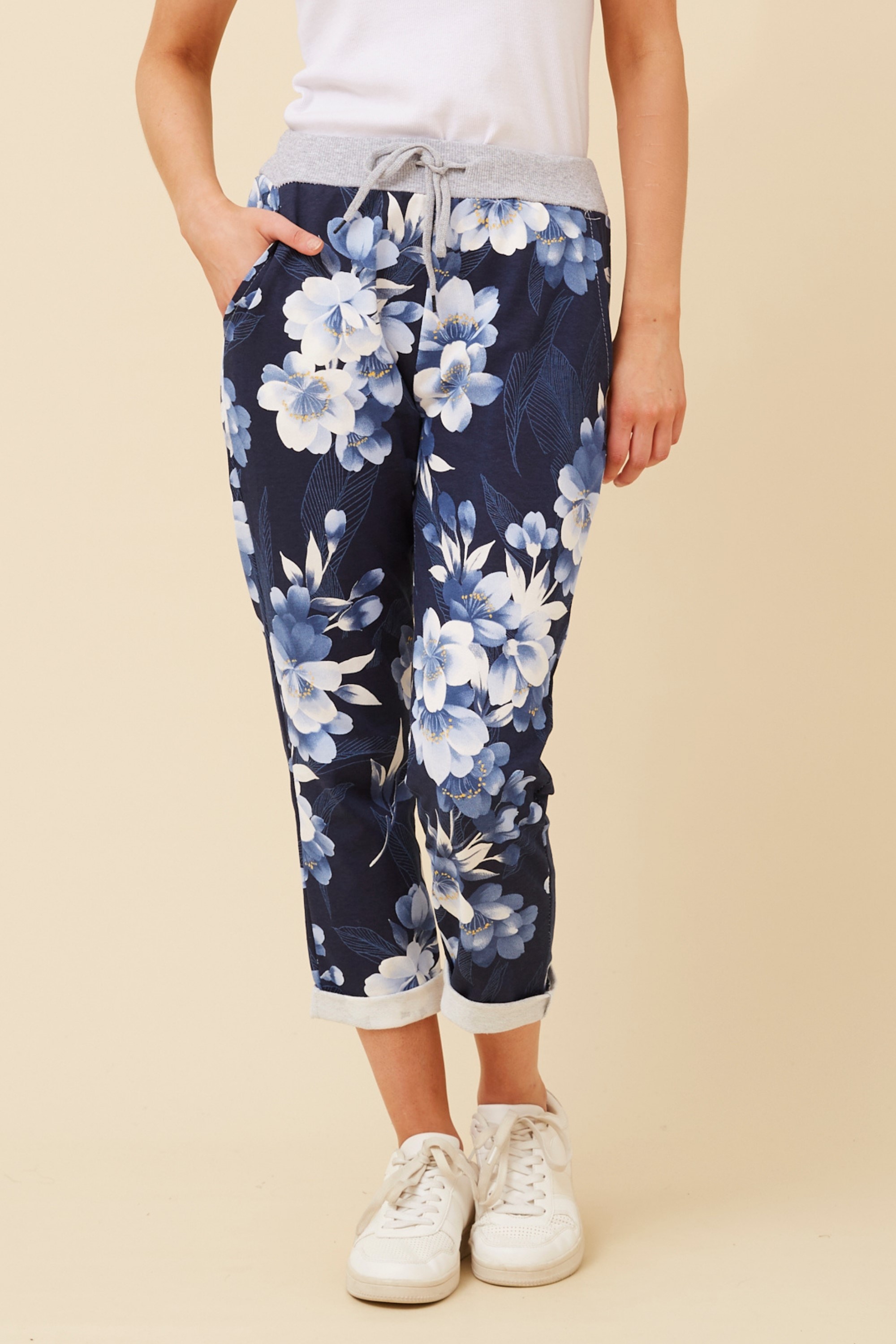 GINNA FLORAL JOGGER PANTS