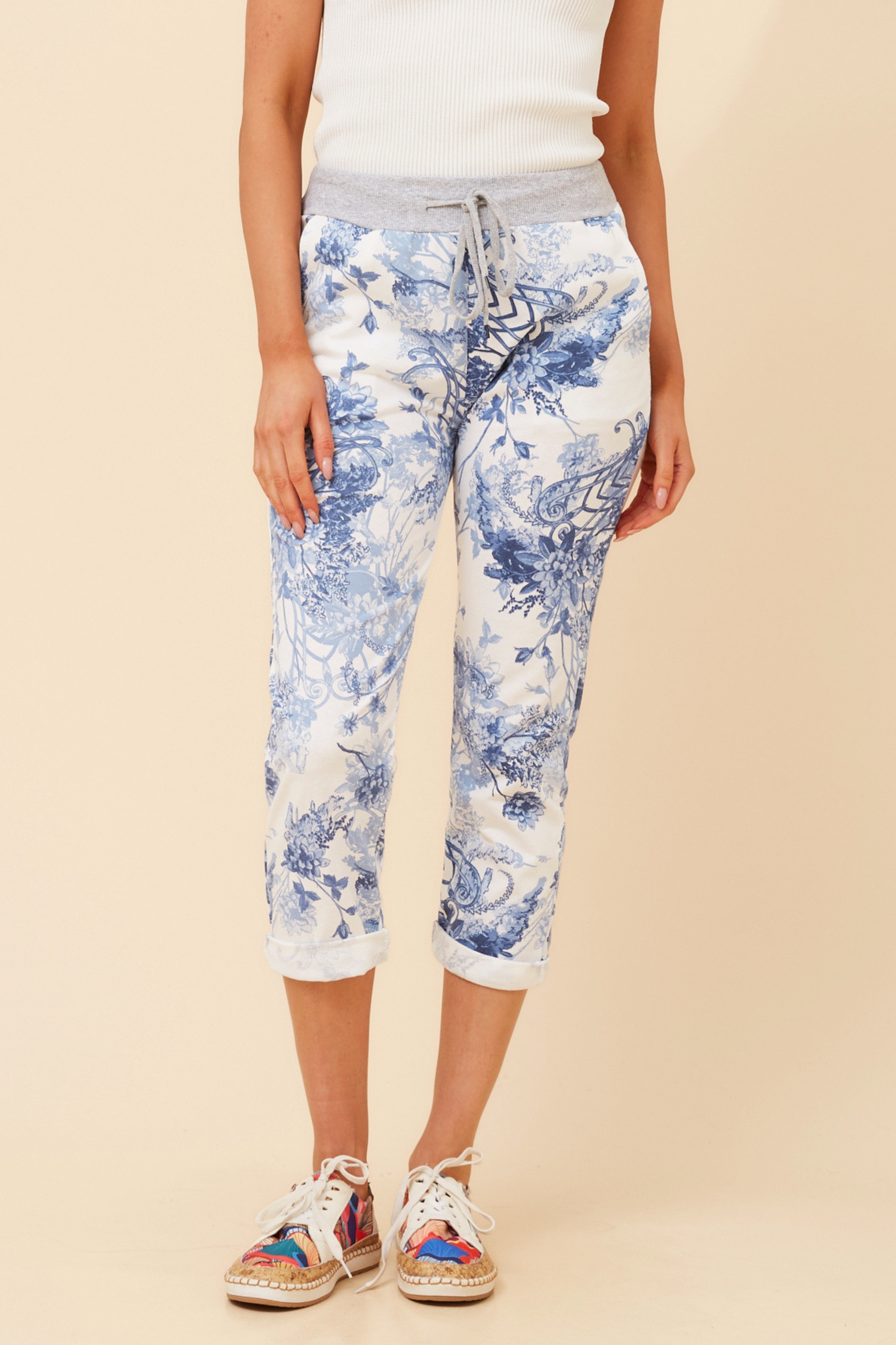 GINNA FLORAL JOGGER PANTS