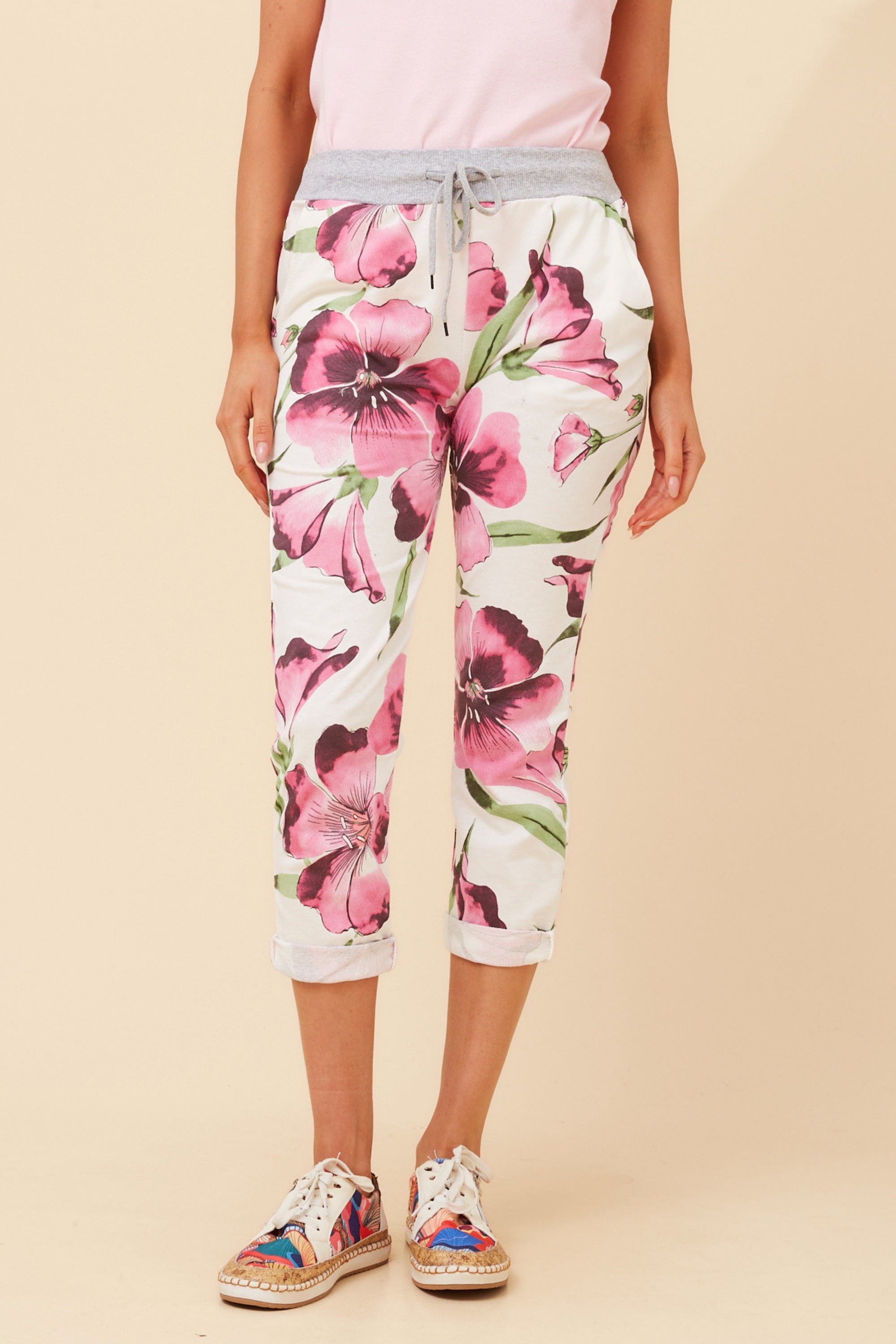 GINNA FLORAL JOGGER PANTS