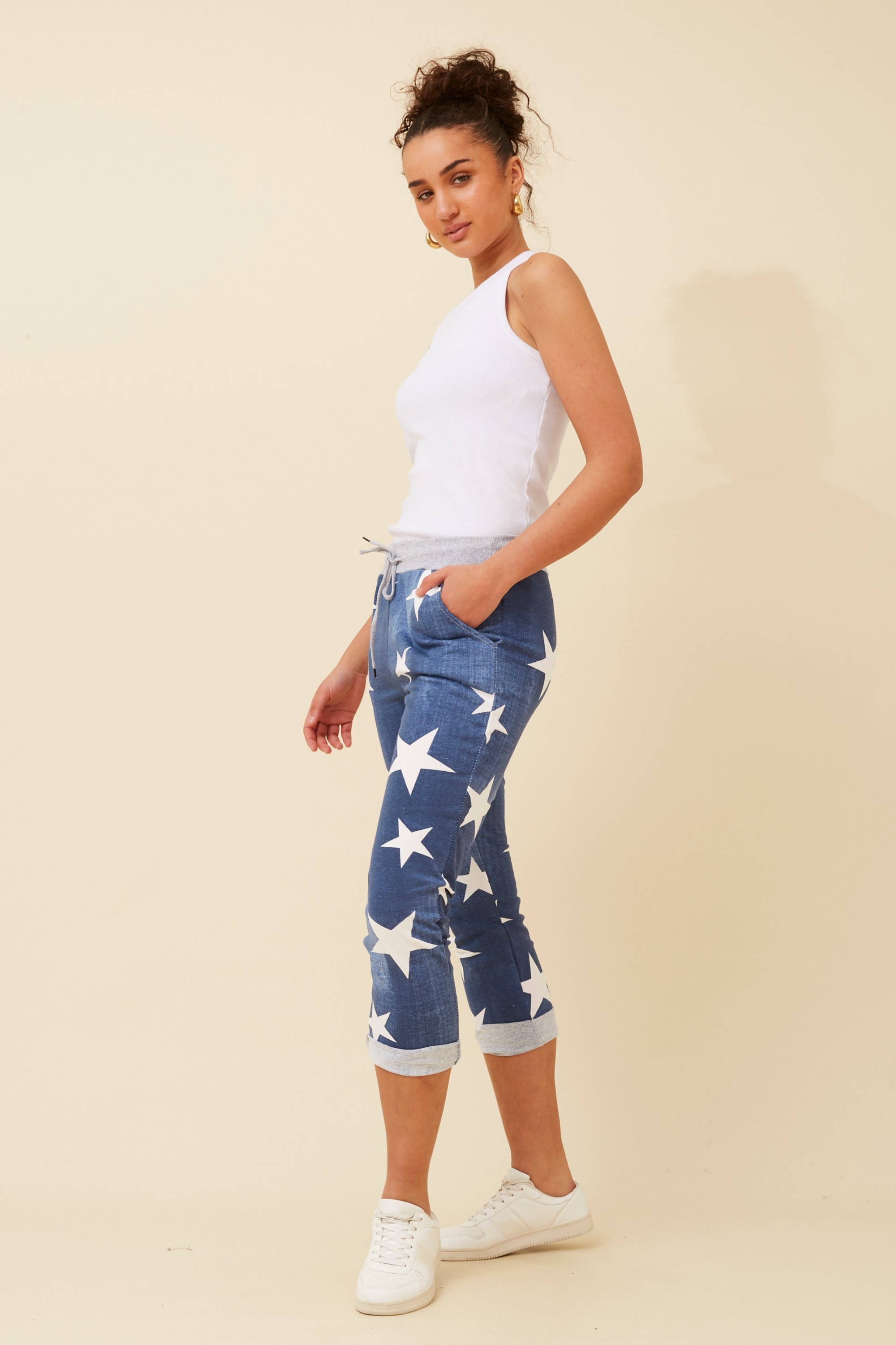 GINNA STAR PRINT JOGGER