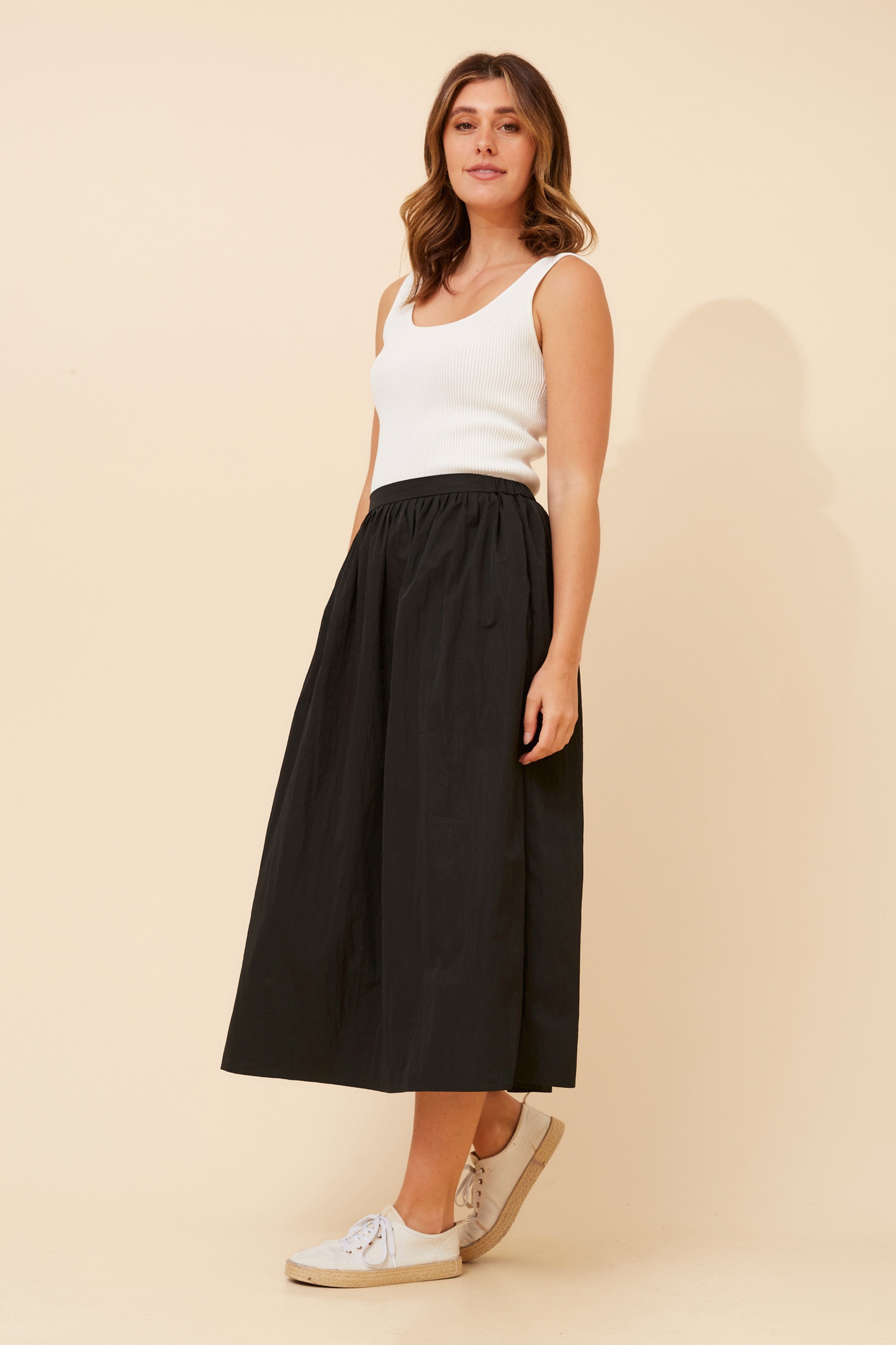HADI SOLID MIDI SKIRT