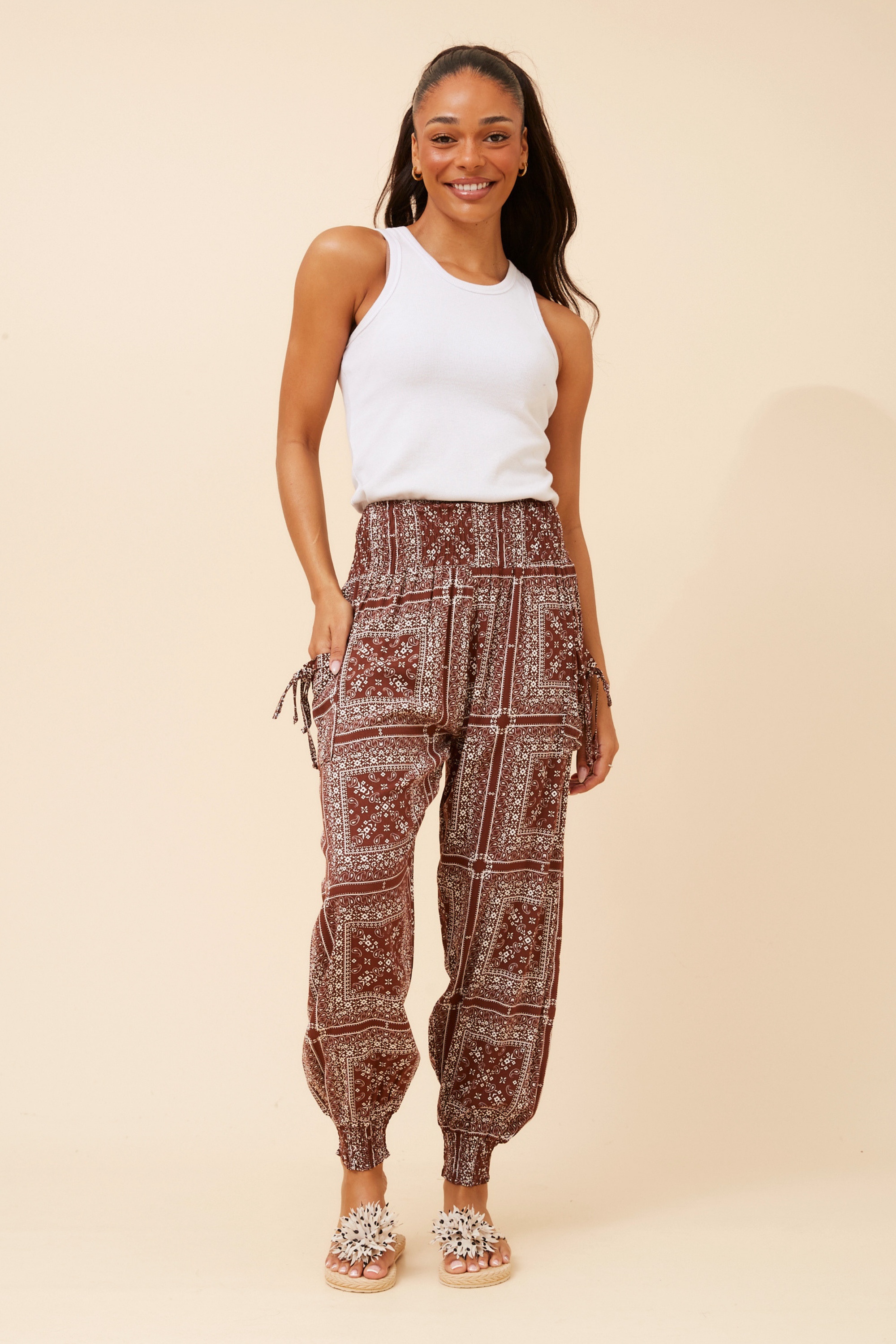 HAREM BANDANA PRINT PANTS