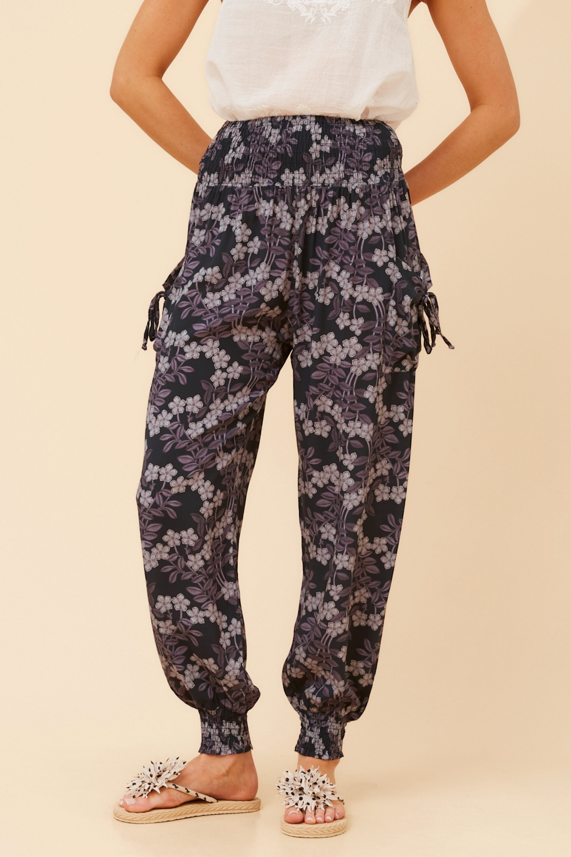HAREM FLORAL PANTS