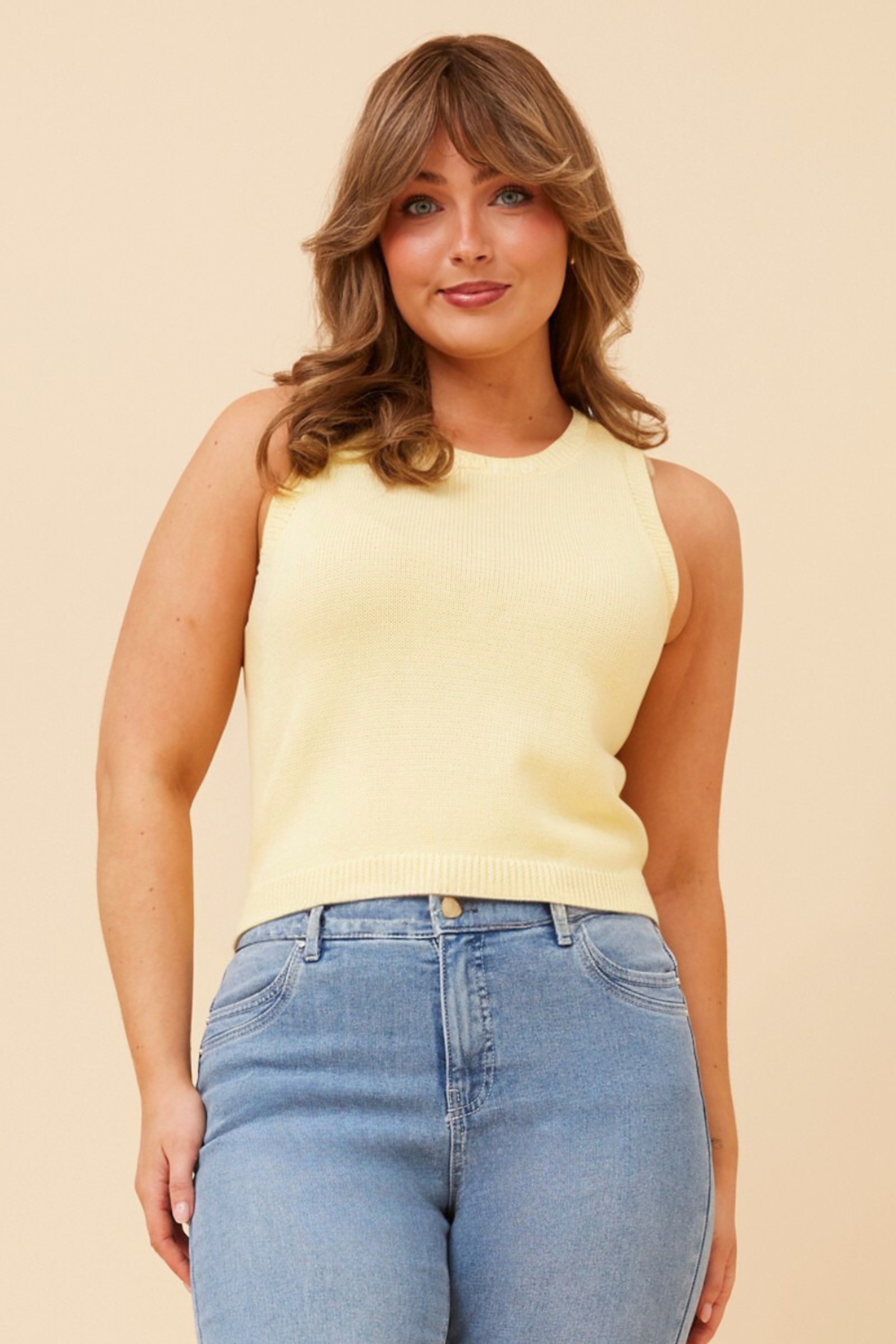 HARIKA SOLID KNIT VEST