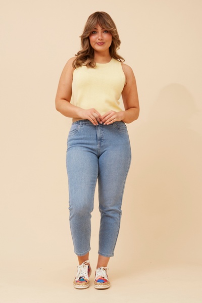 HARIKA SOLID KNIT VEST
