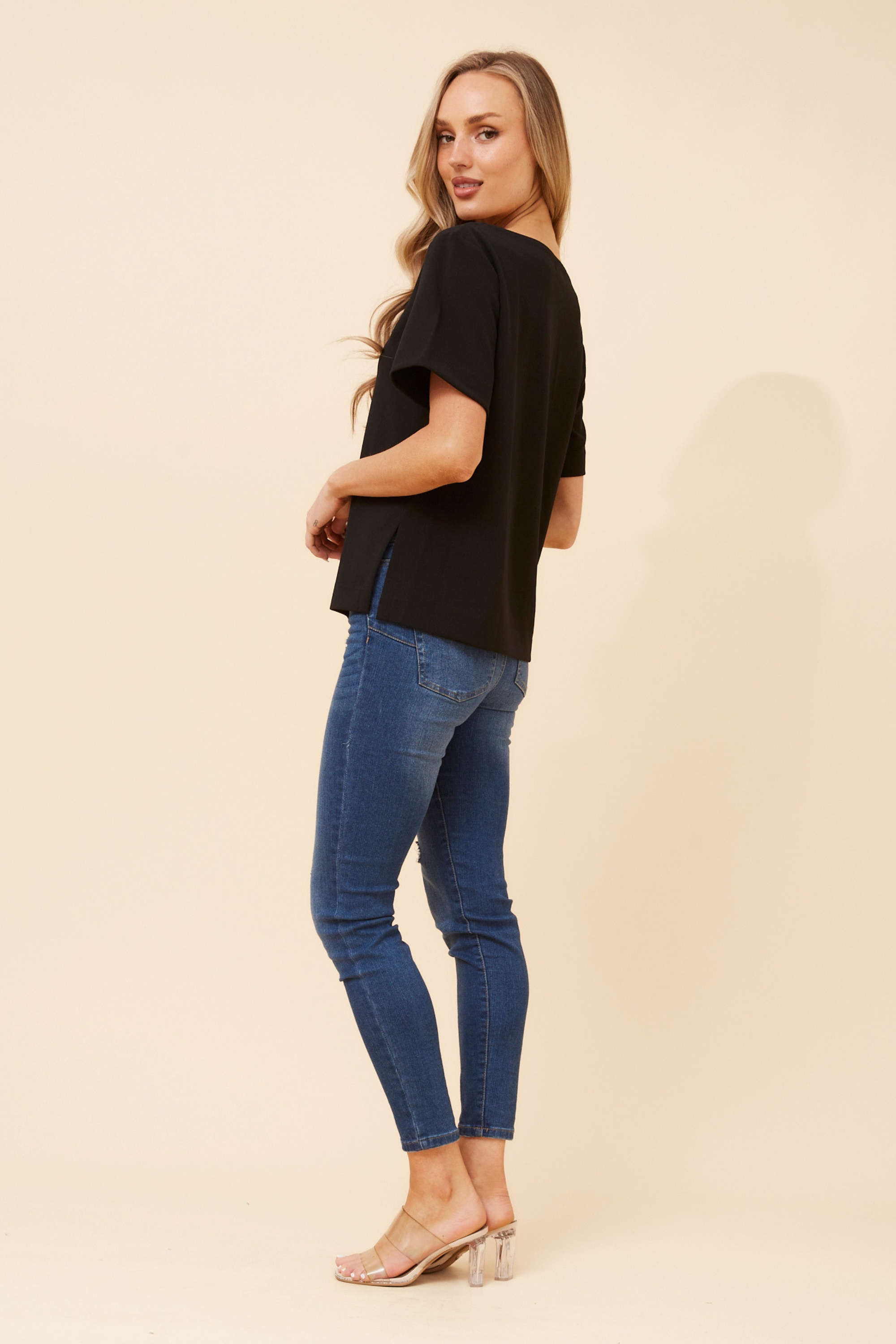 HARWIN SOLID TOP