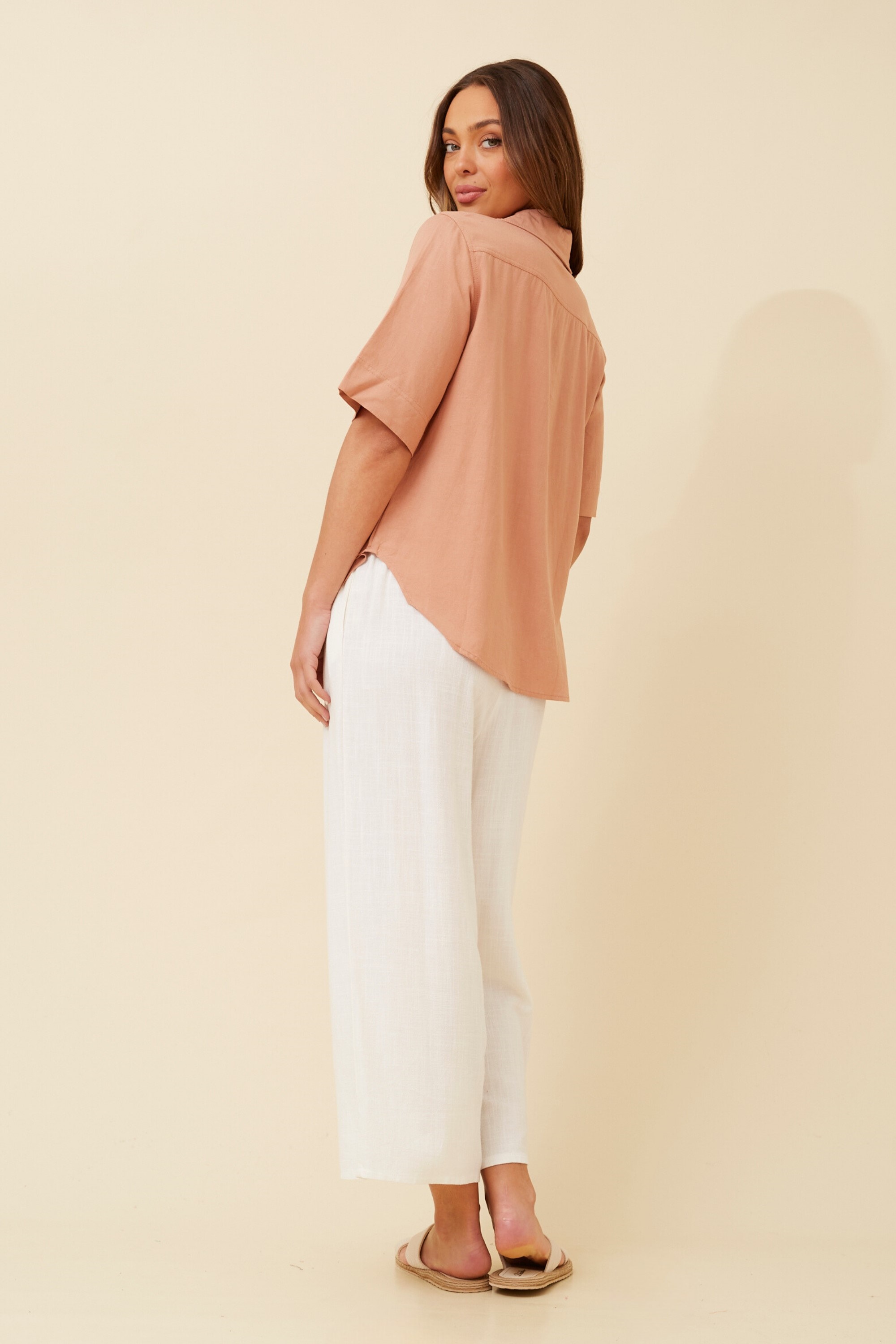 INARA LINEN BLEND SHIRT