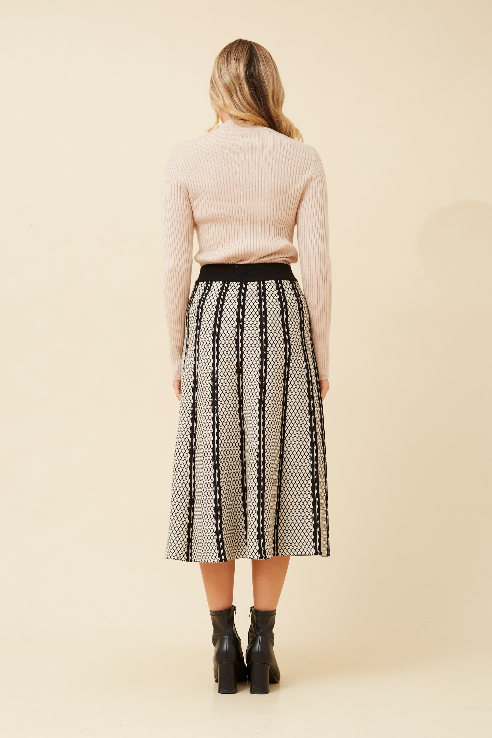 ISA A-LINE KNIT SKIRT