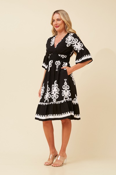 IZABELLA BORDER PRINT DRESS