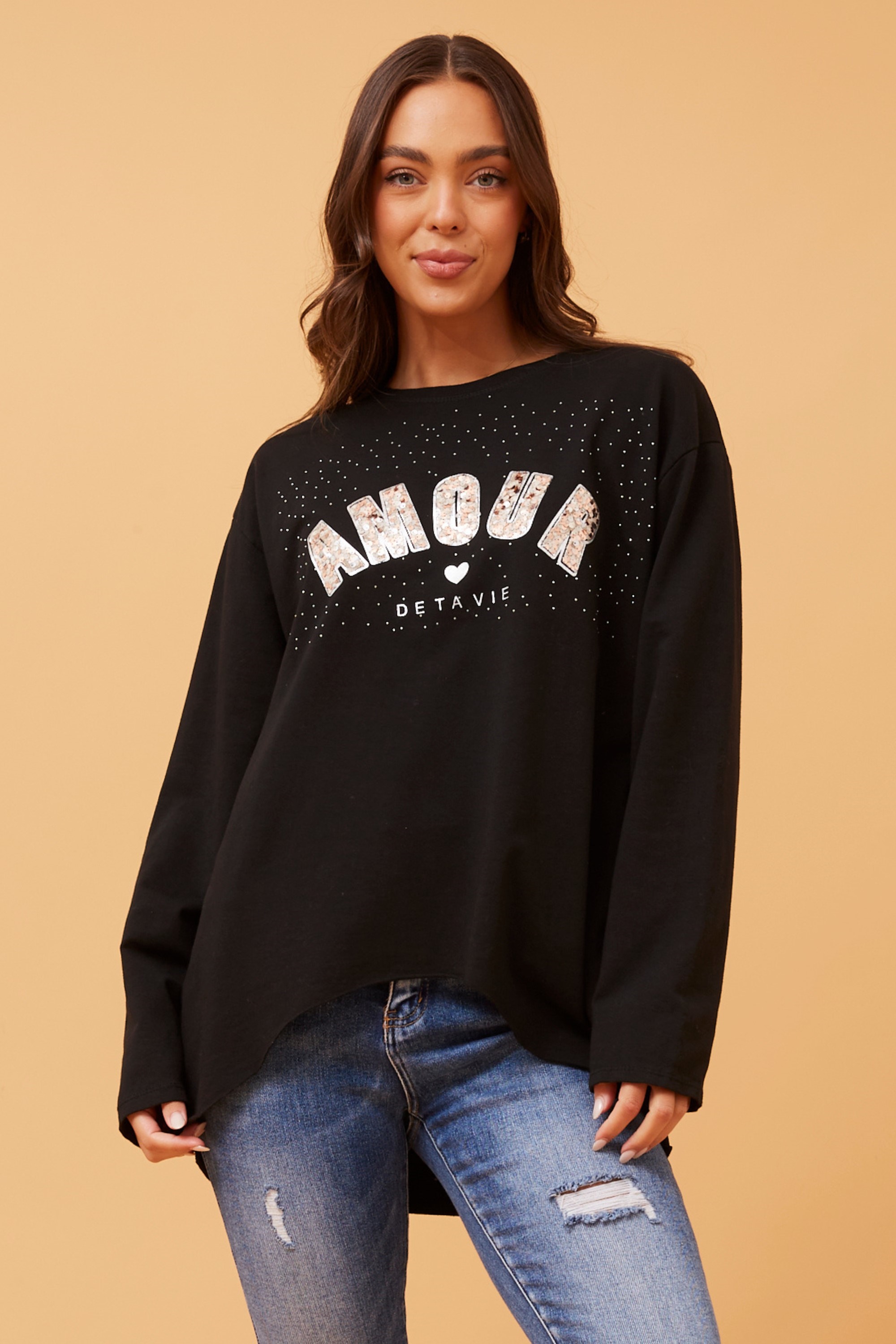 IZEL SEQUIN GRAPHIC TOP