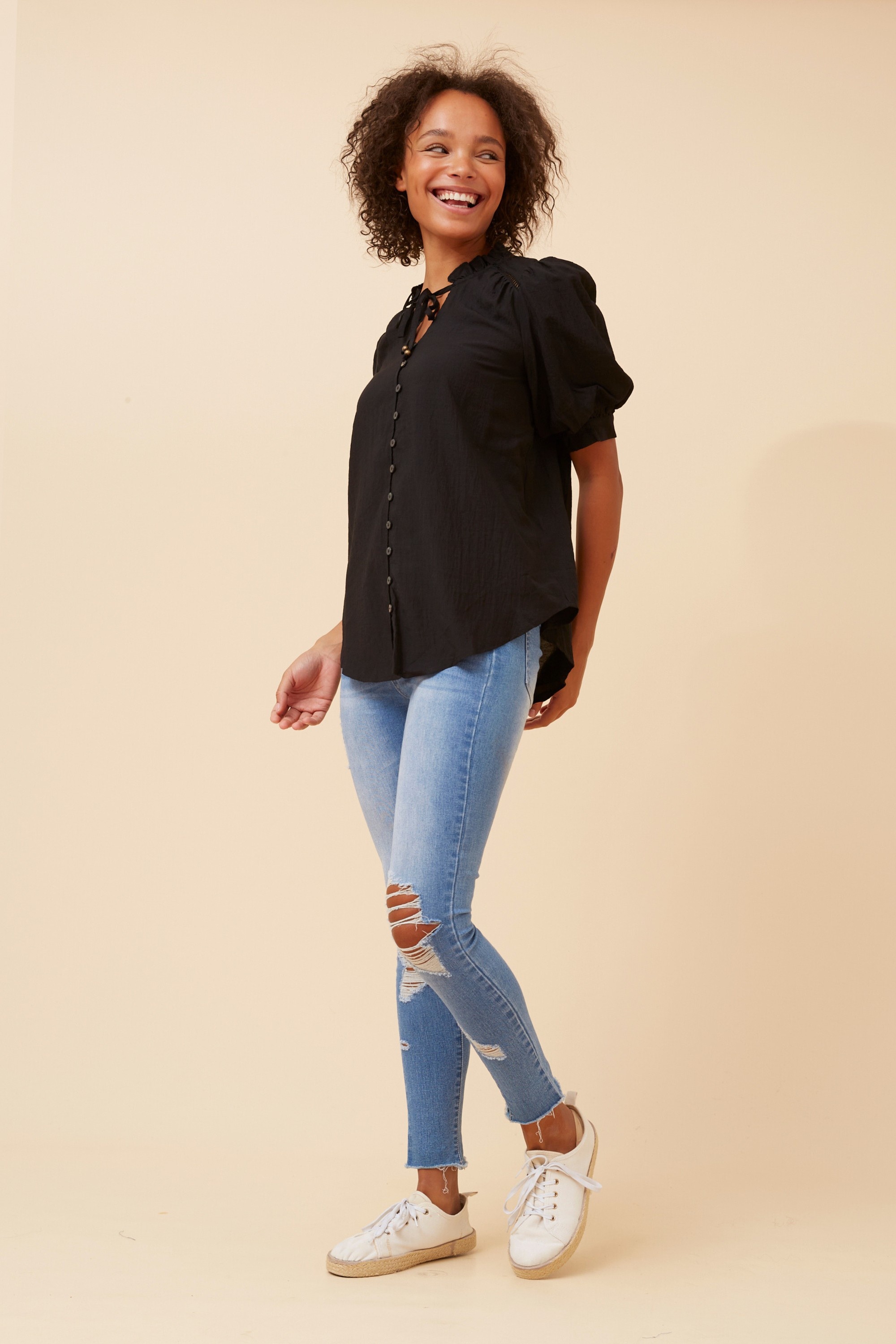 JADIRA SOLID BLOUSE
