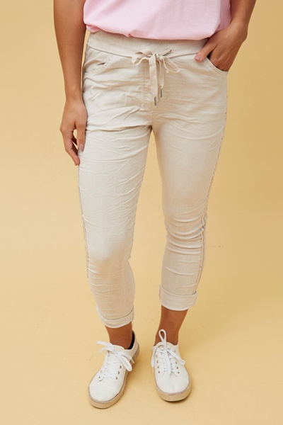 JANJA DIAMANTE DETAIL JOGGER PANTS