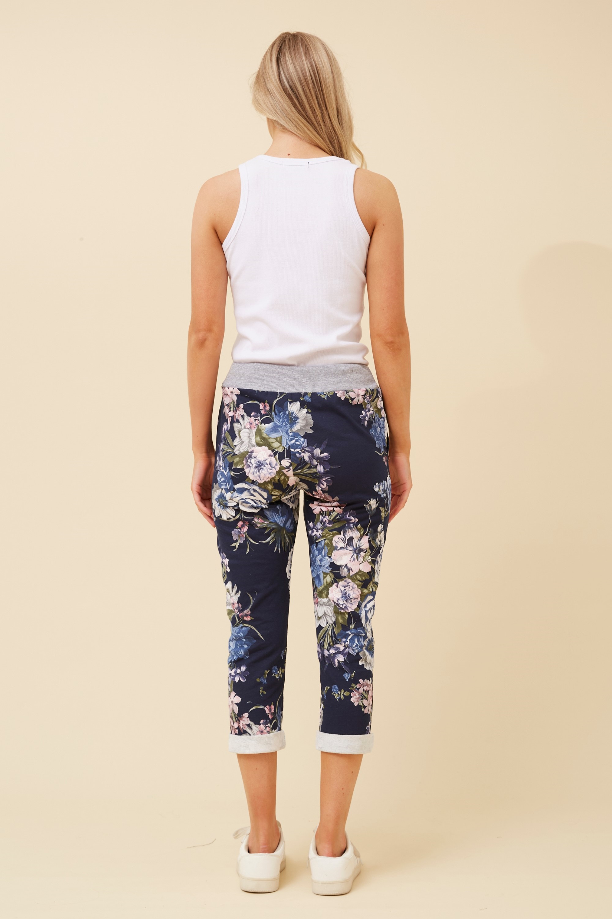 JANJA FLORAL JOGGER PANTS