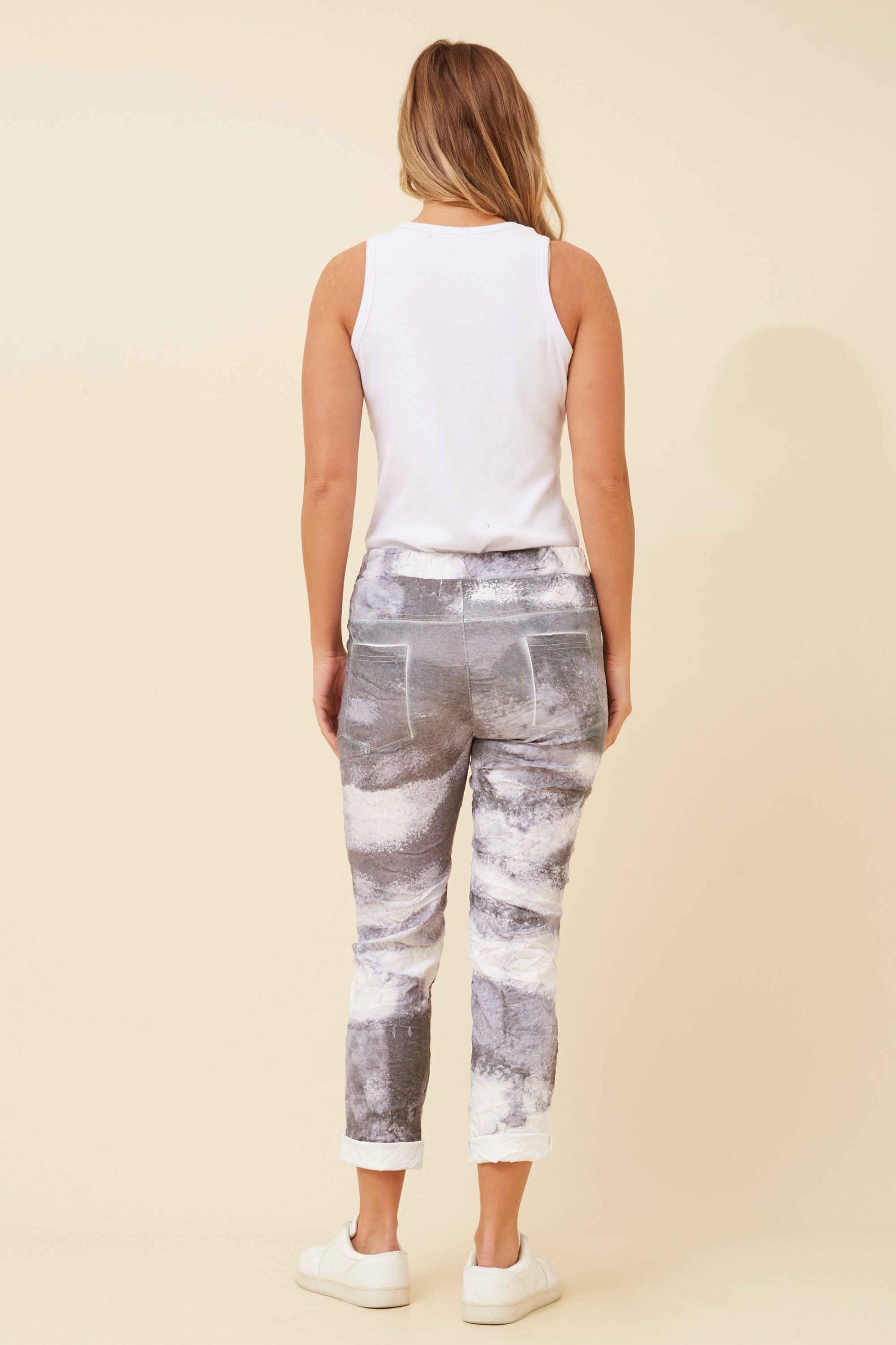 JANJA FLORAL JOGGER PANTS