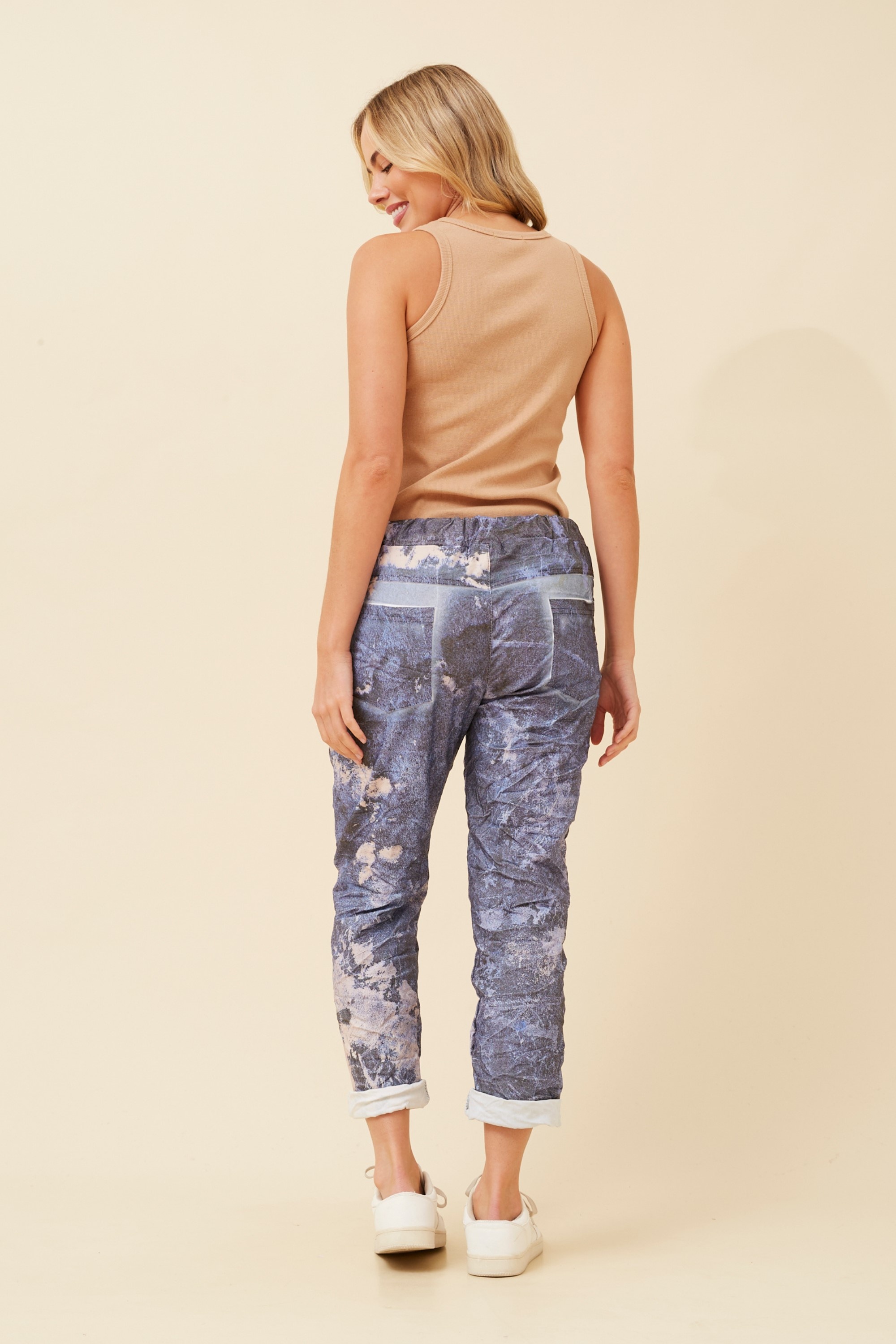 JANJA FLORAL JOGGER PANTS