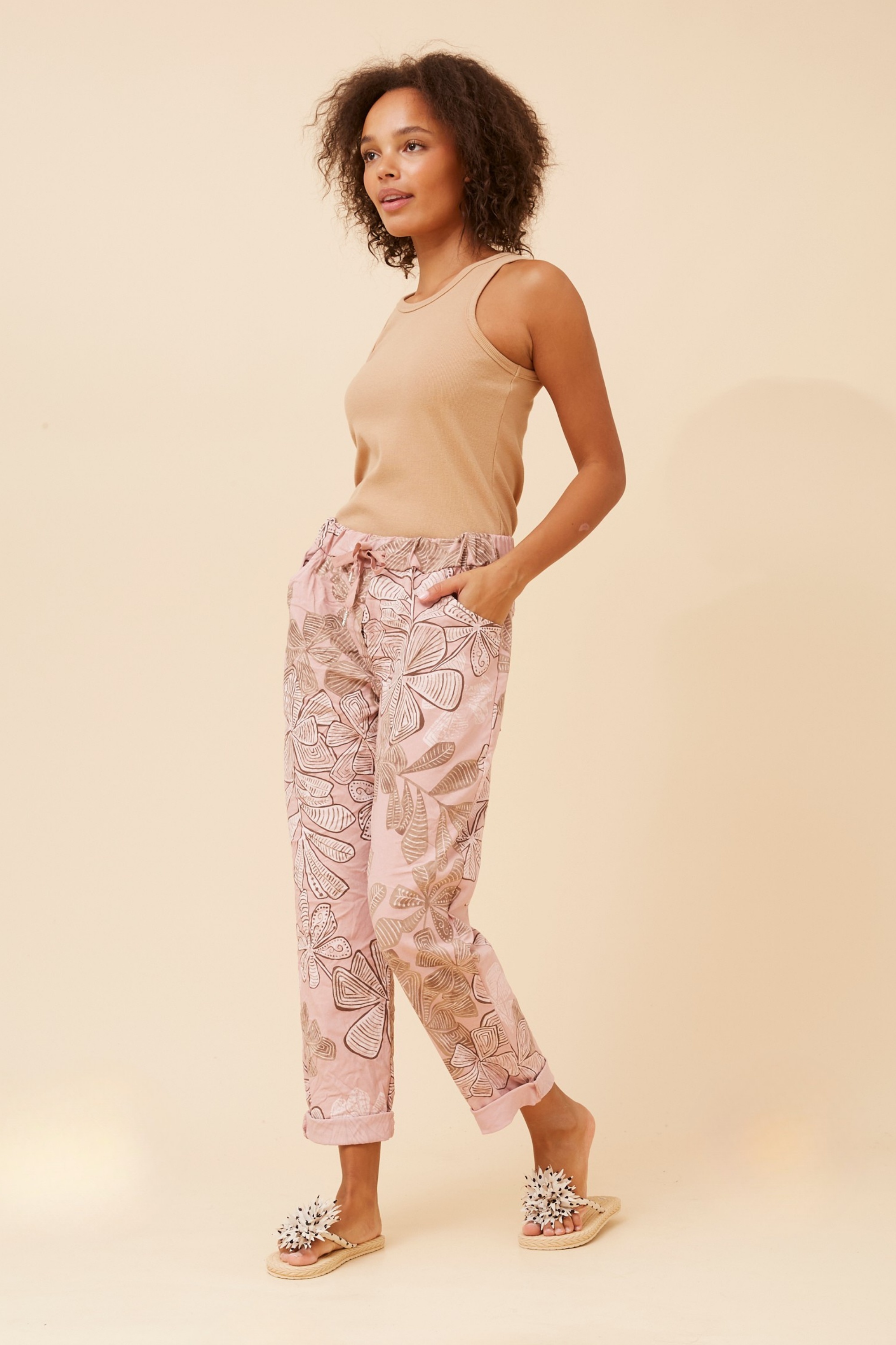 JANJA FLORAL JOGGER PANTS