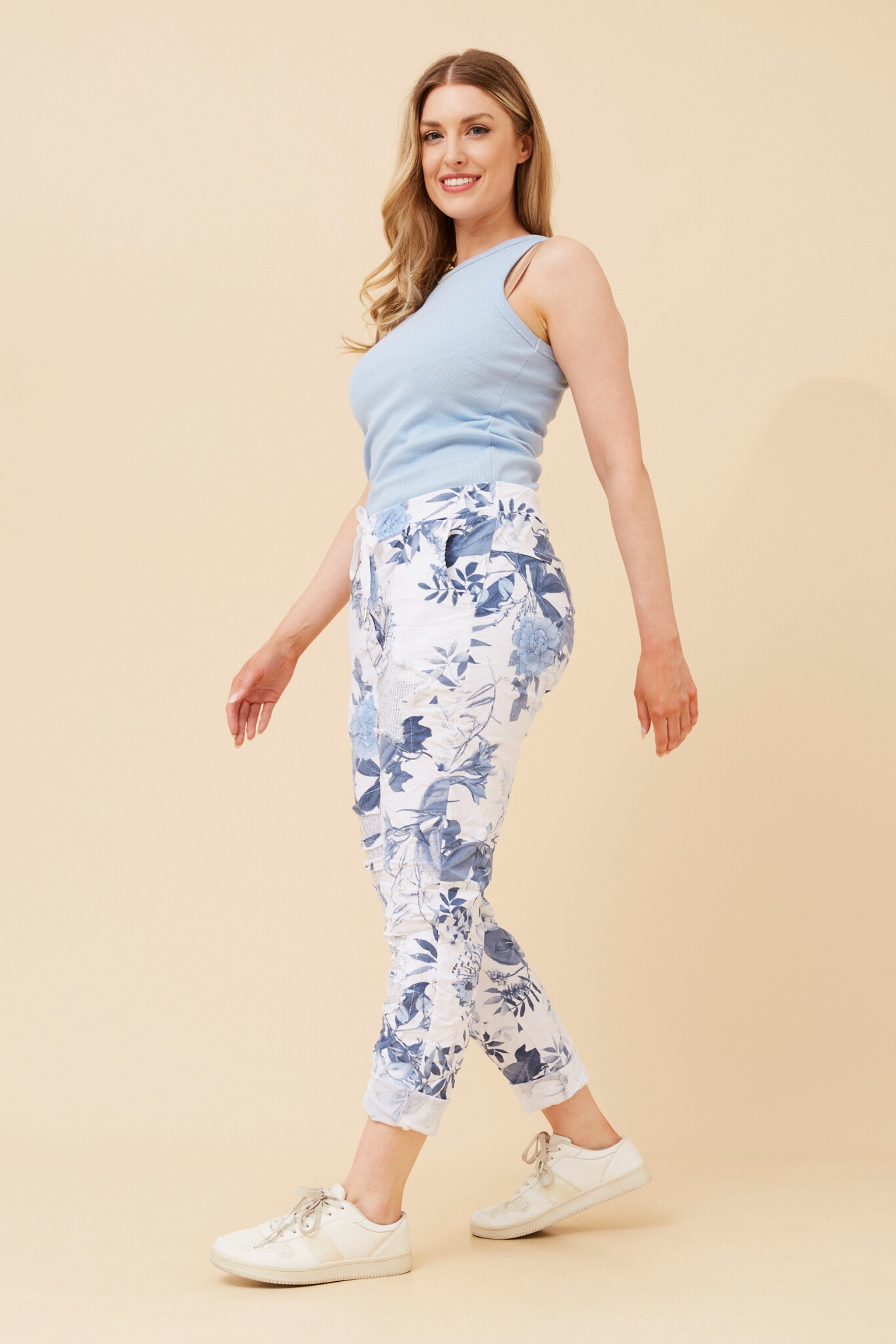 JANJA FLORAL JOGGER PANTS