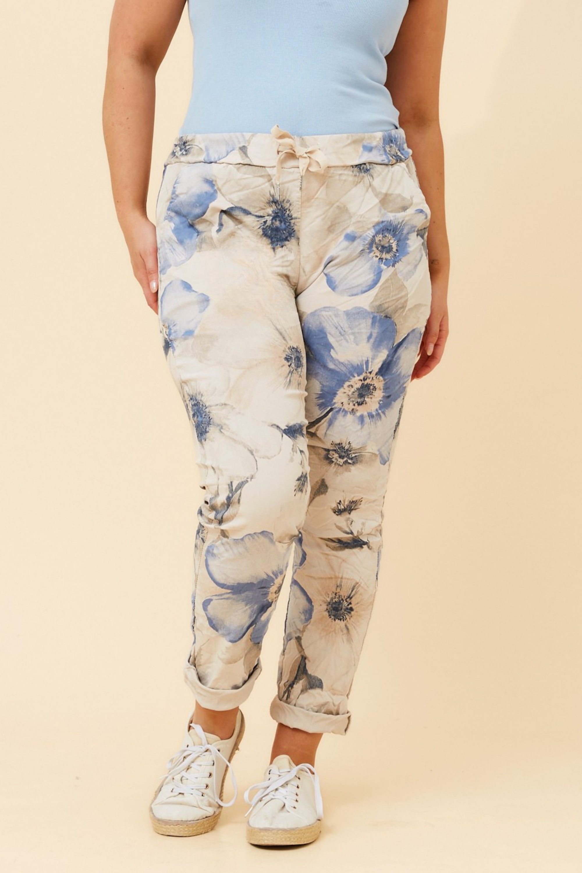 JANJA FLORAL JOGGER PANTS
