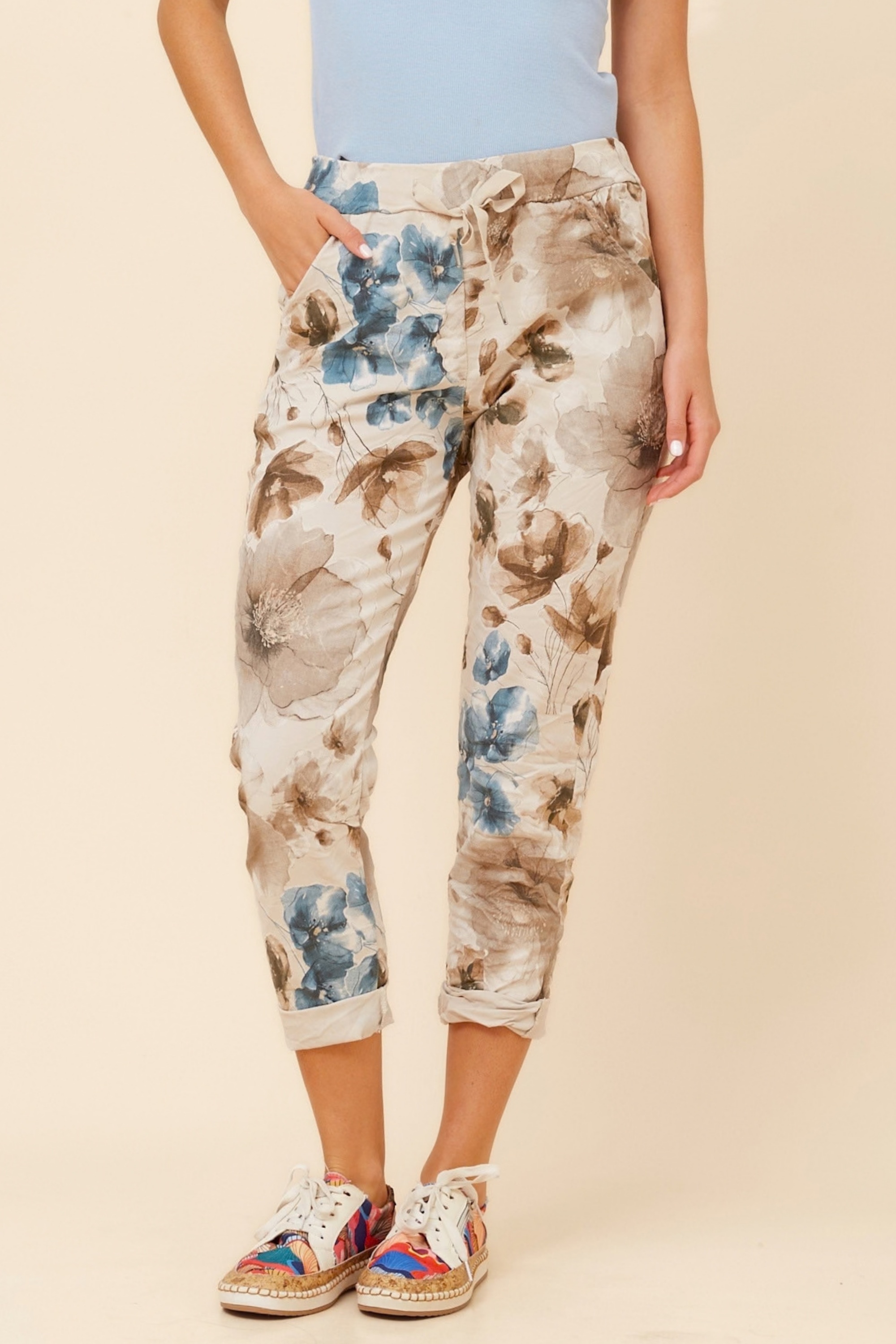 JANJA FLORAL LINEN JOGGER PANTS