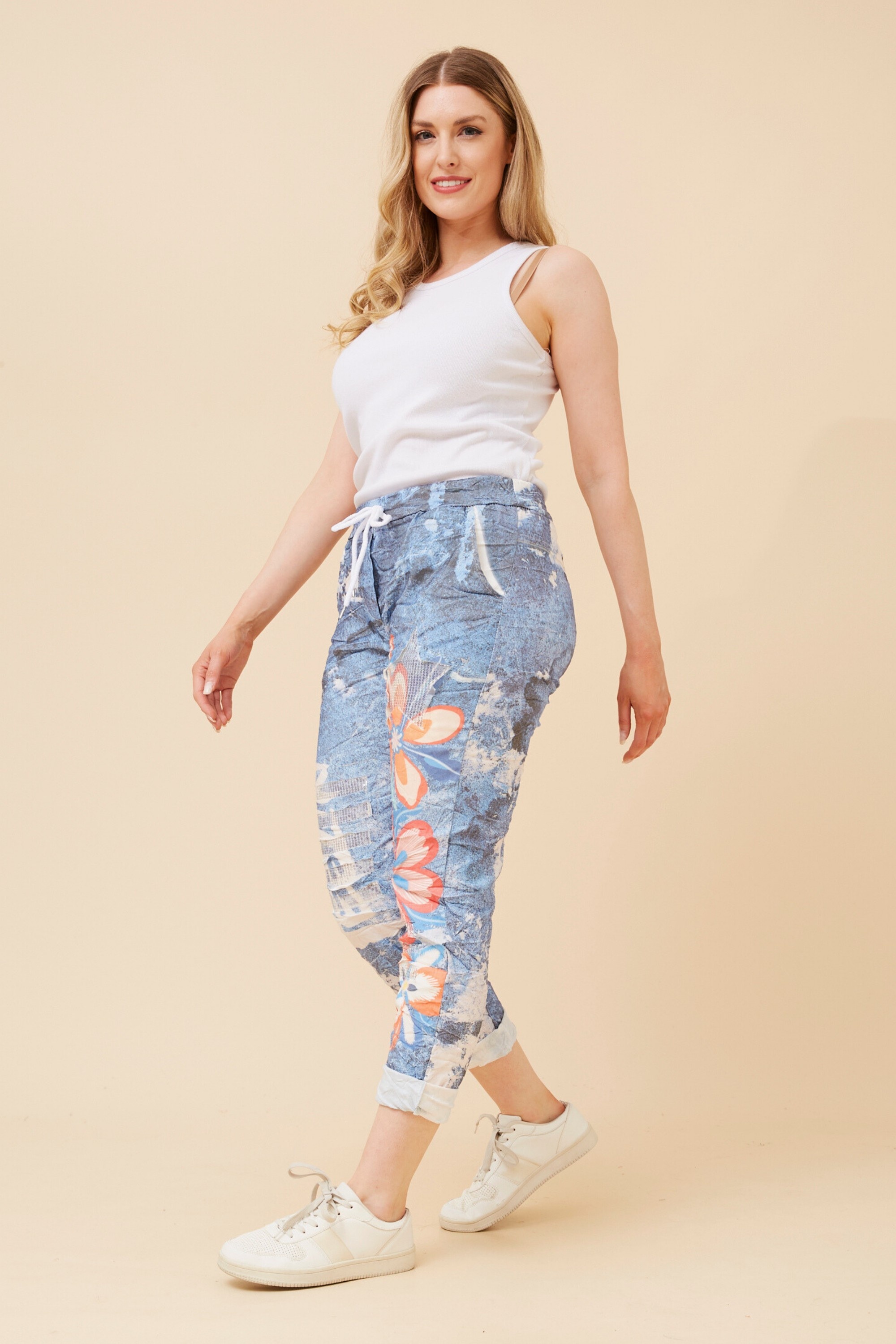 JANJA FLORAL PRINT JOGGER PANTS