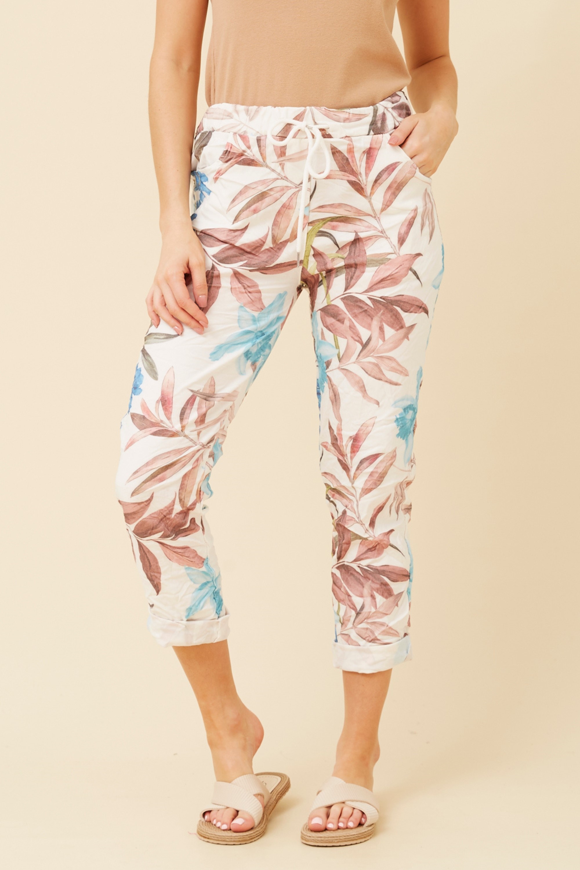 JANJA LEAF PRINT JOGGER PANTS