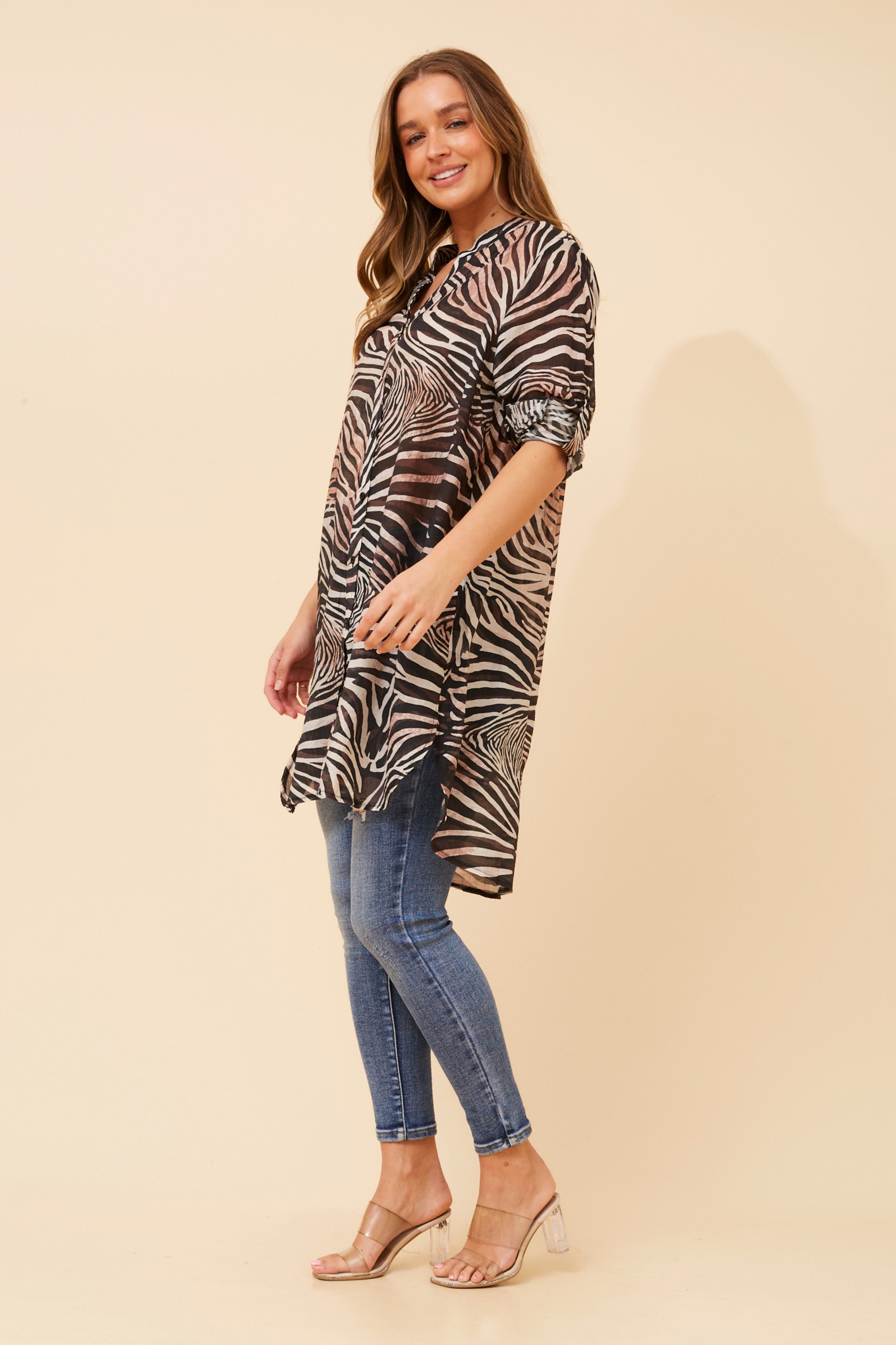 JANSON ANIMAL PRINT TUNIC SHIRT