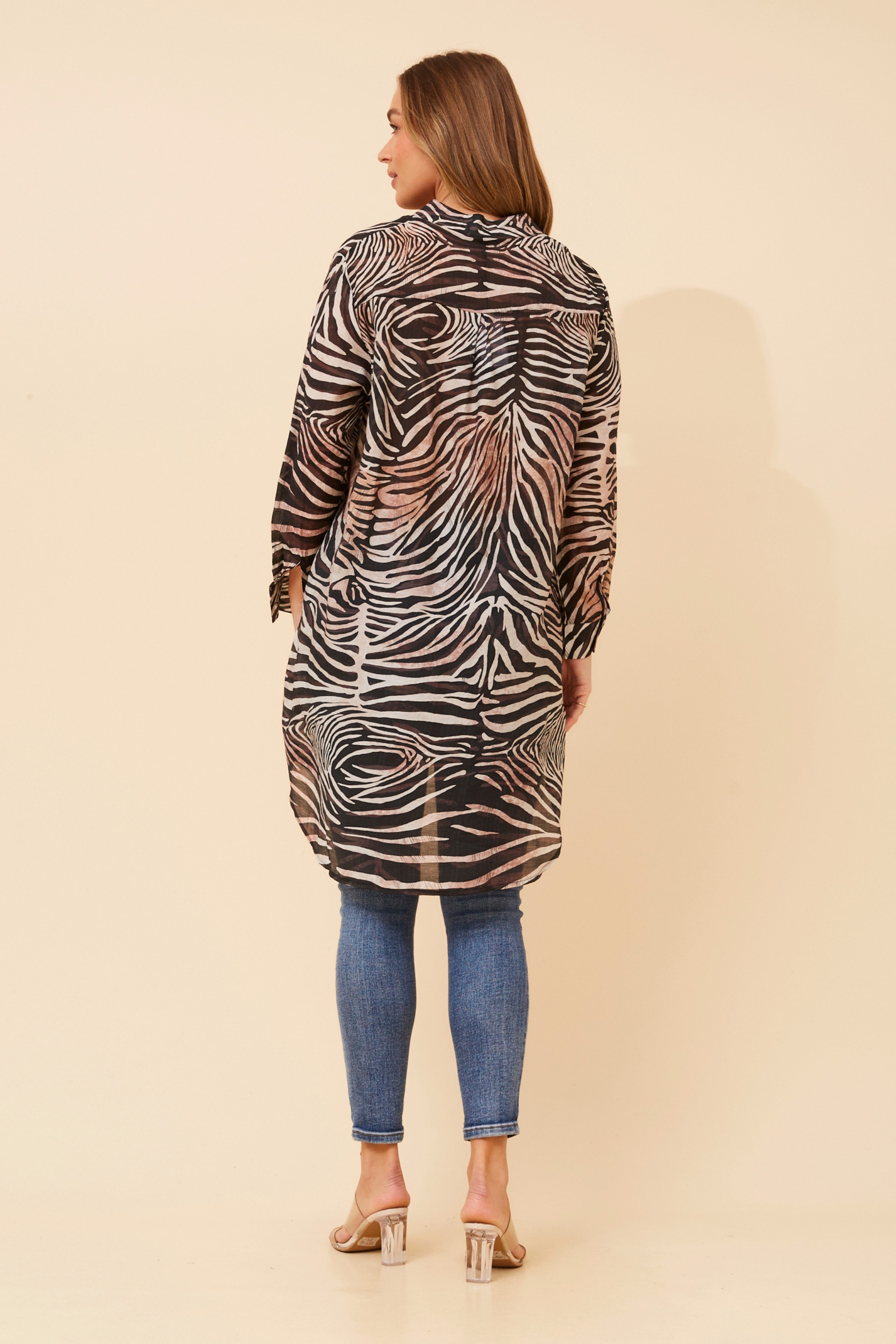 JANSON ANIMAL PRINT TUNIC SHIRT
