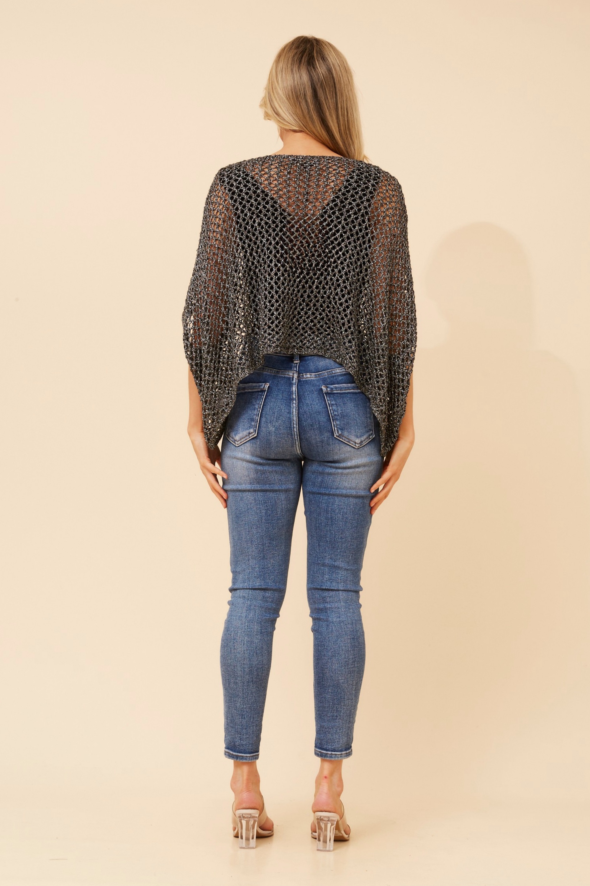 JAZIEL STAR PRINT CROCHET TOP