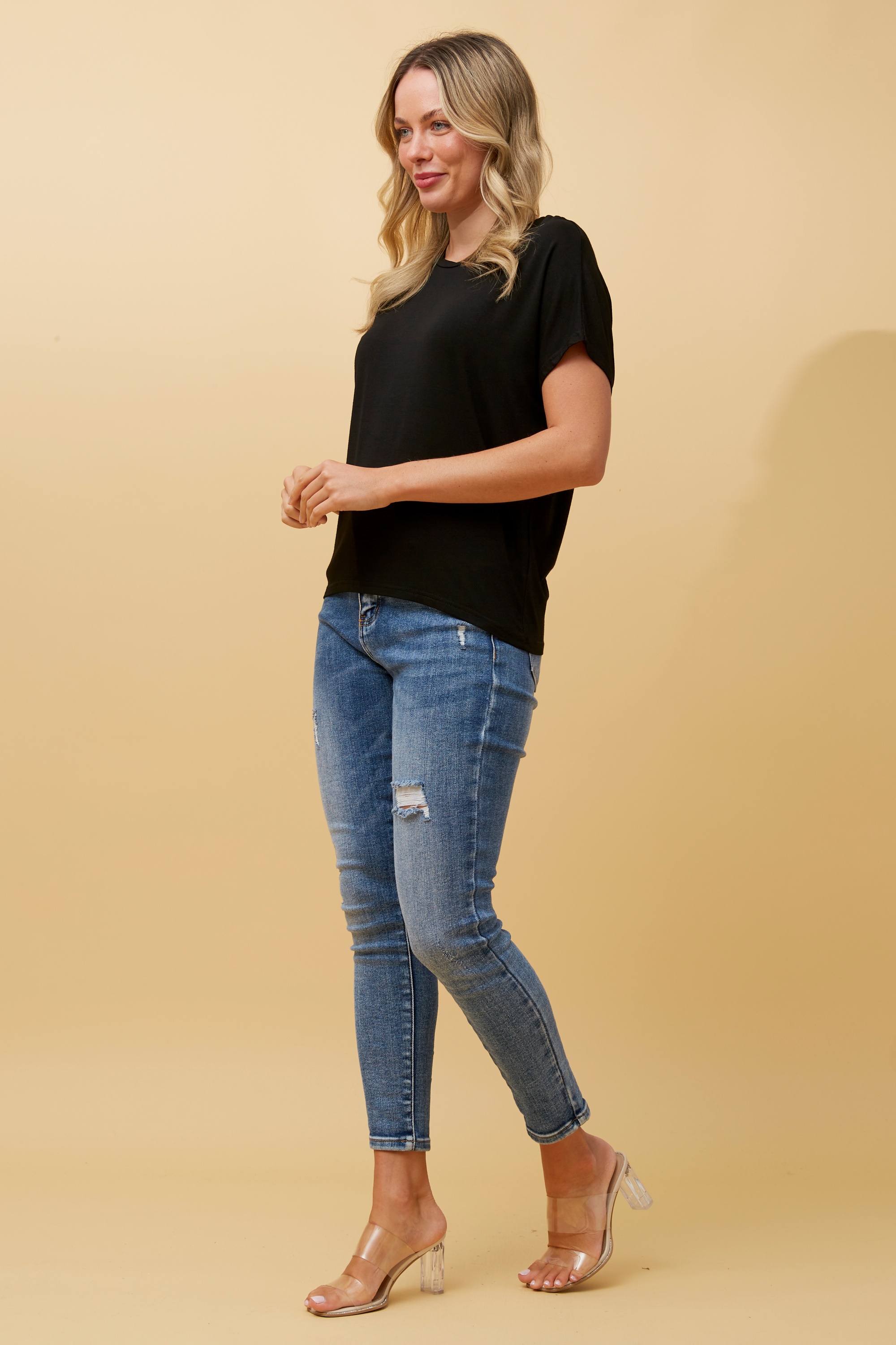 JILLIE SHORT SLEEVE TSHIRT