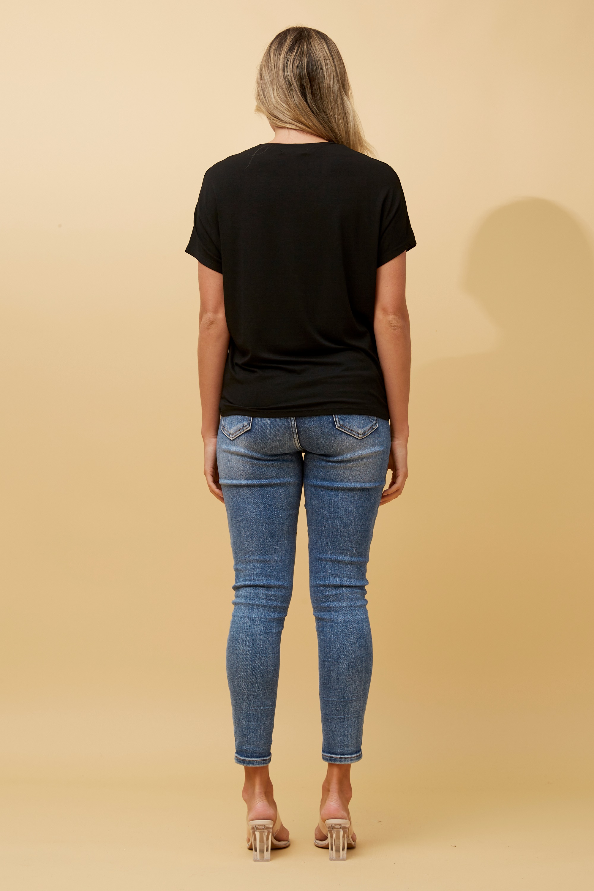 JILLIE SHORT SLEEVE TSHIRT