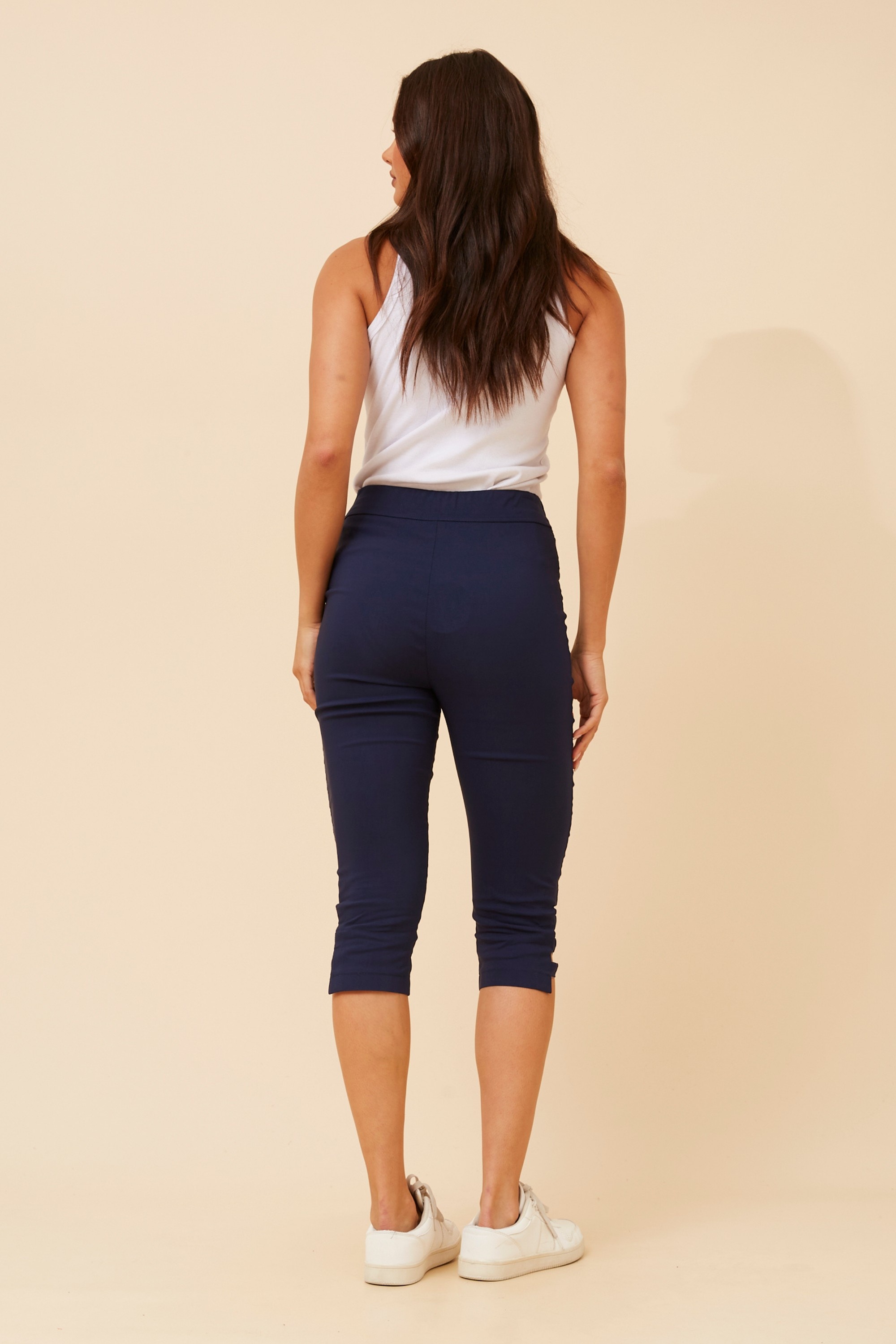 JOSH SOLID CAPRI PANTS