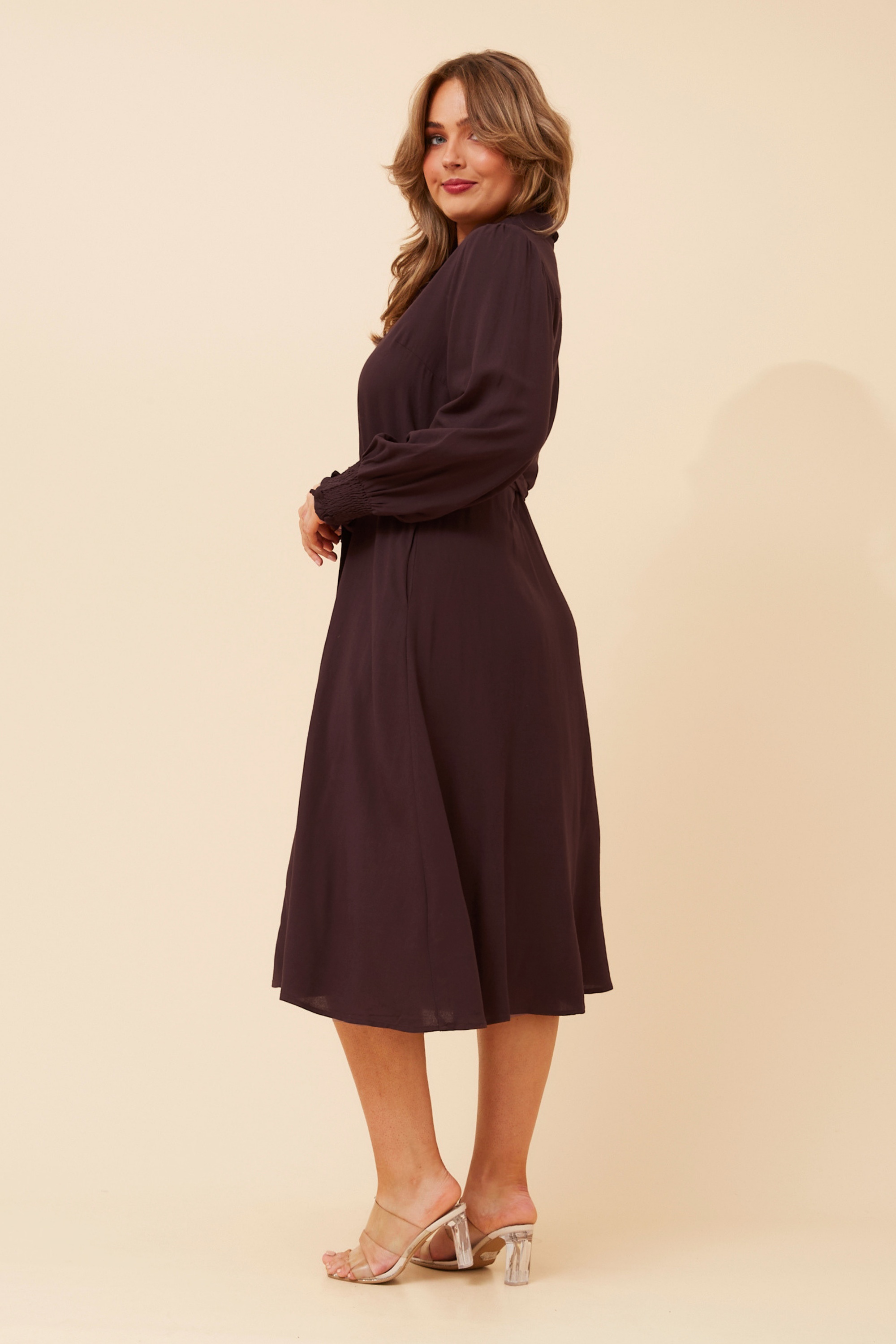 JOVIELLE SOLID MIDI DRESS