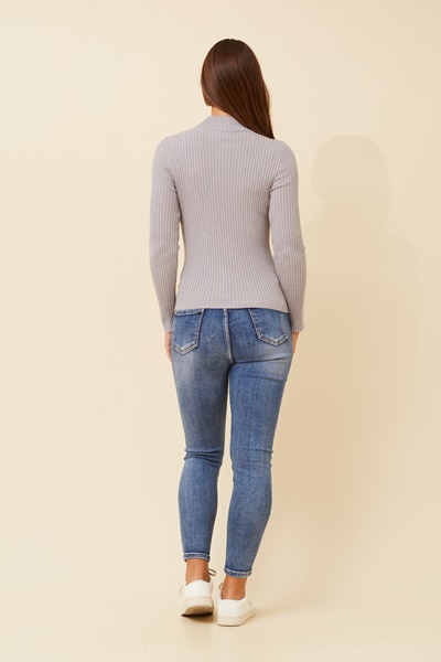 JUNE SOLID KNIT PULLOVER