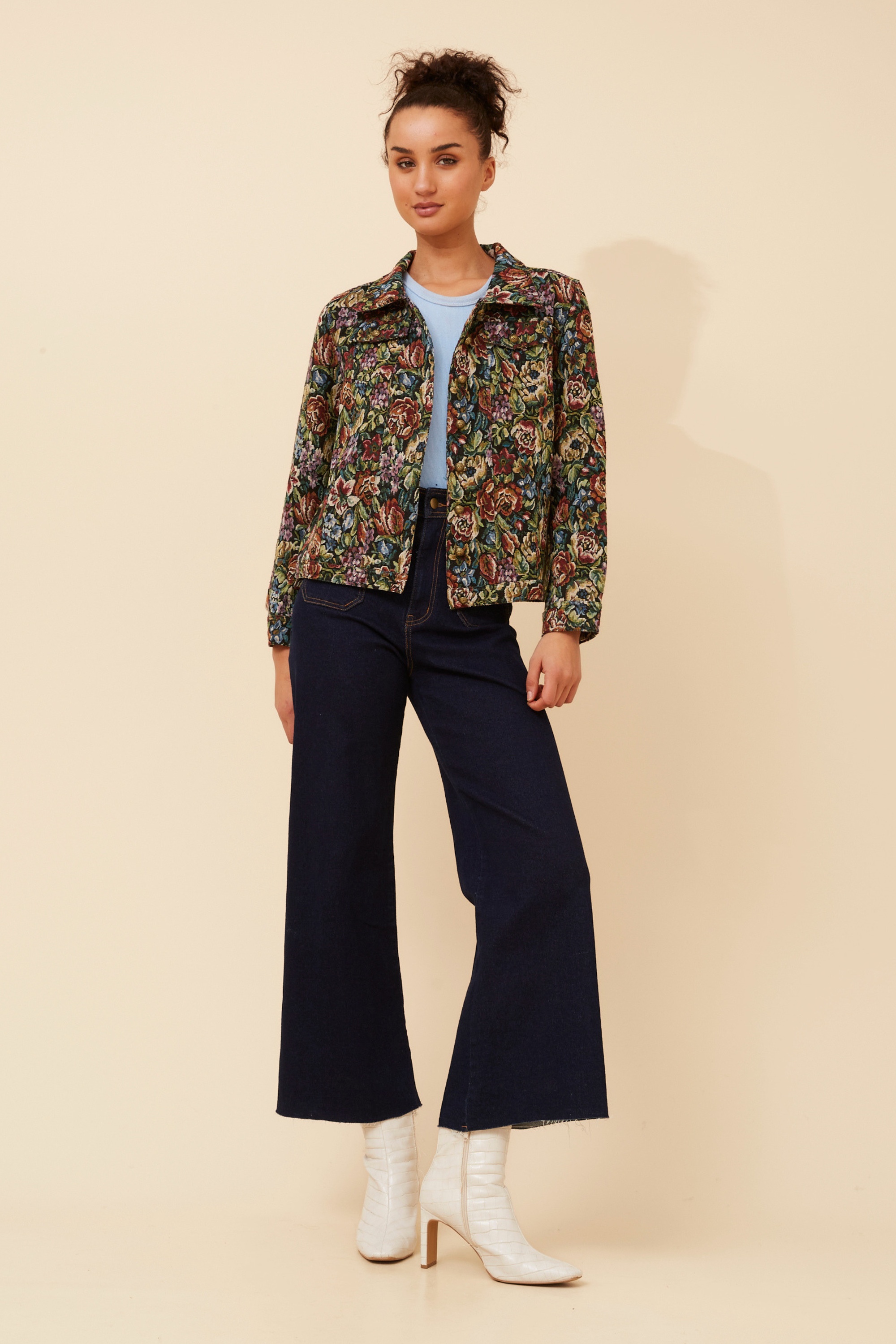 JUNIA FLORAL TAPESTRY JACKET