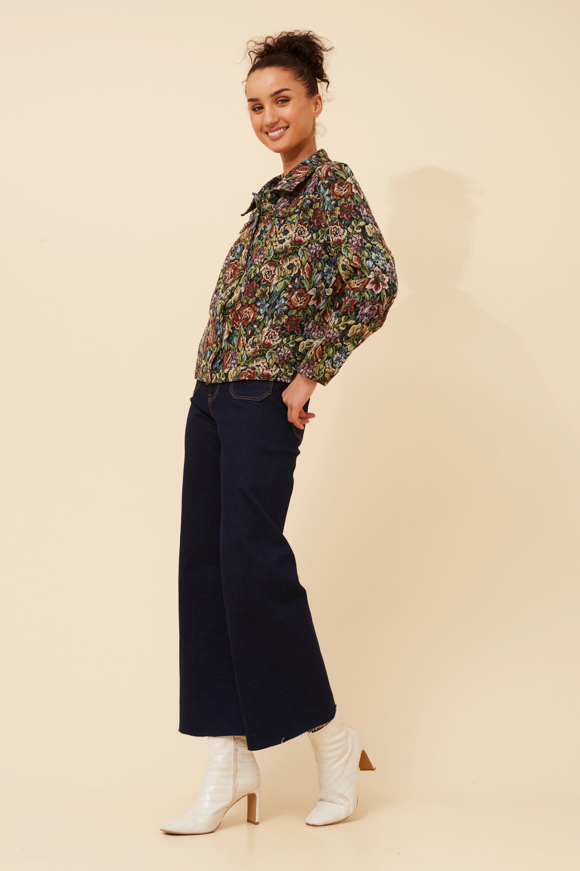 JUNIA FLORAL TAPESTRY JACKET