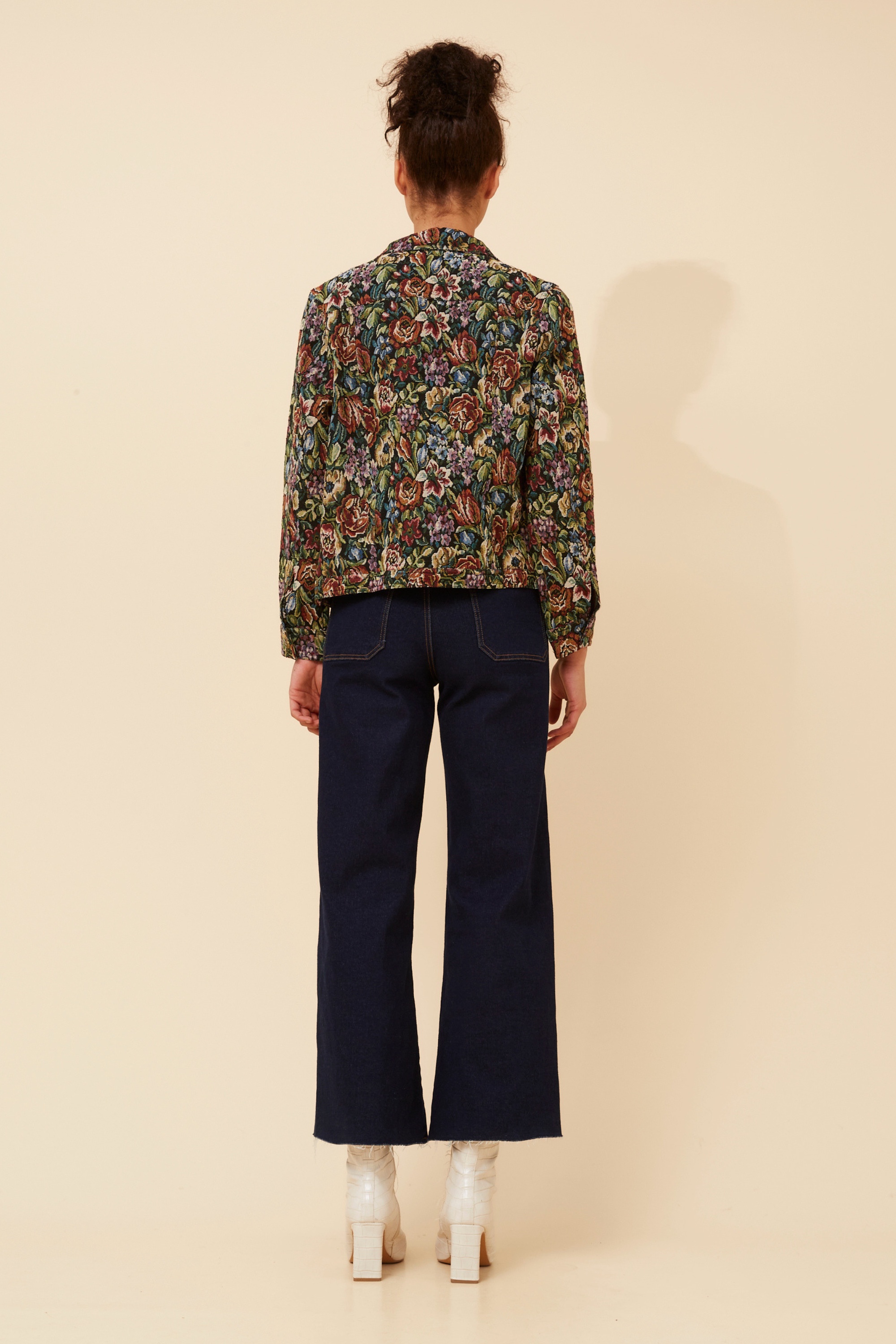 JUNIA FLORAL TAPESTRY JACKET