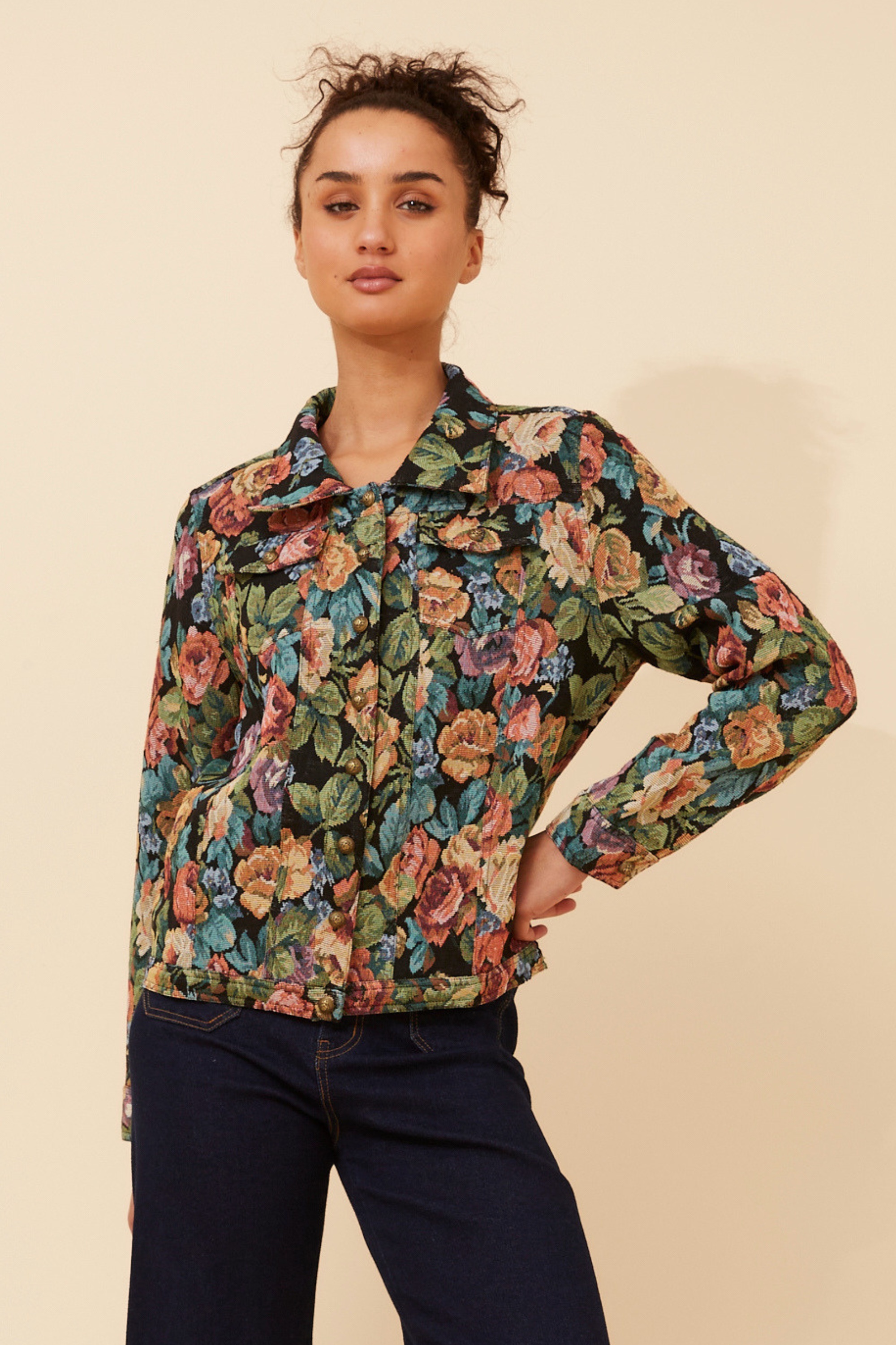 JUNIA FLORAL TAPESTRY JACKET