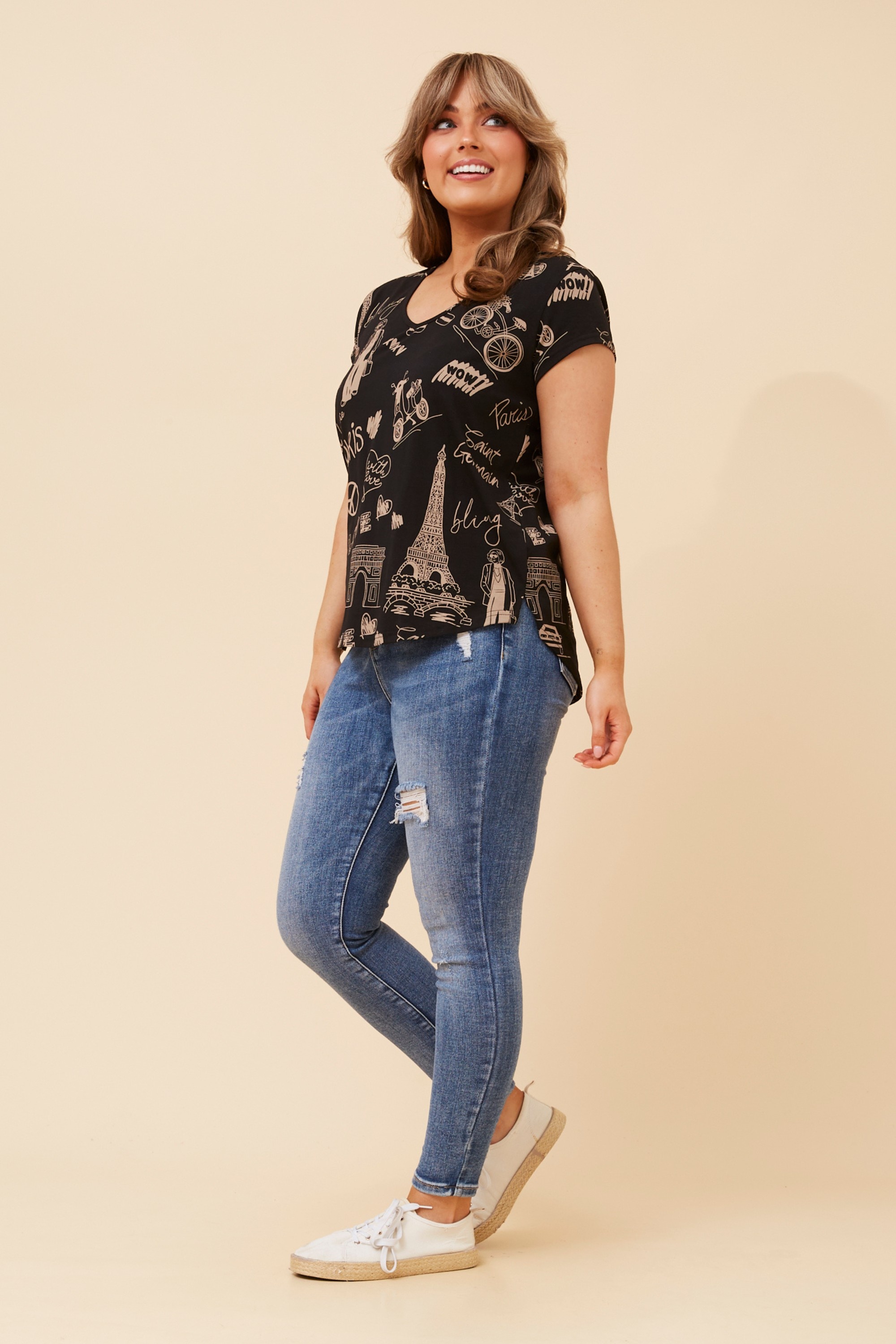 KAMIKO GRAPHIC PRINT TOP