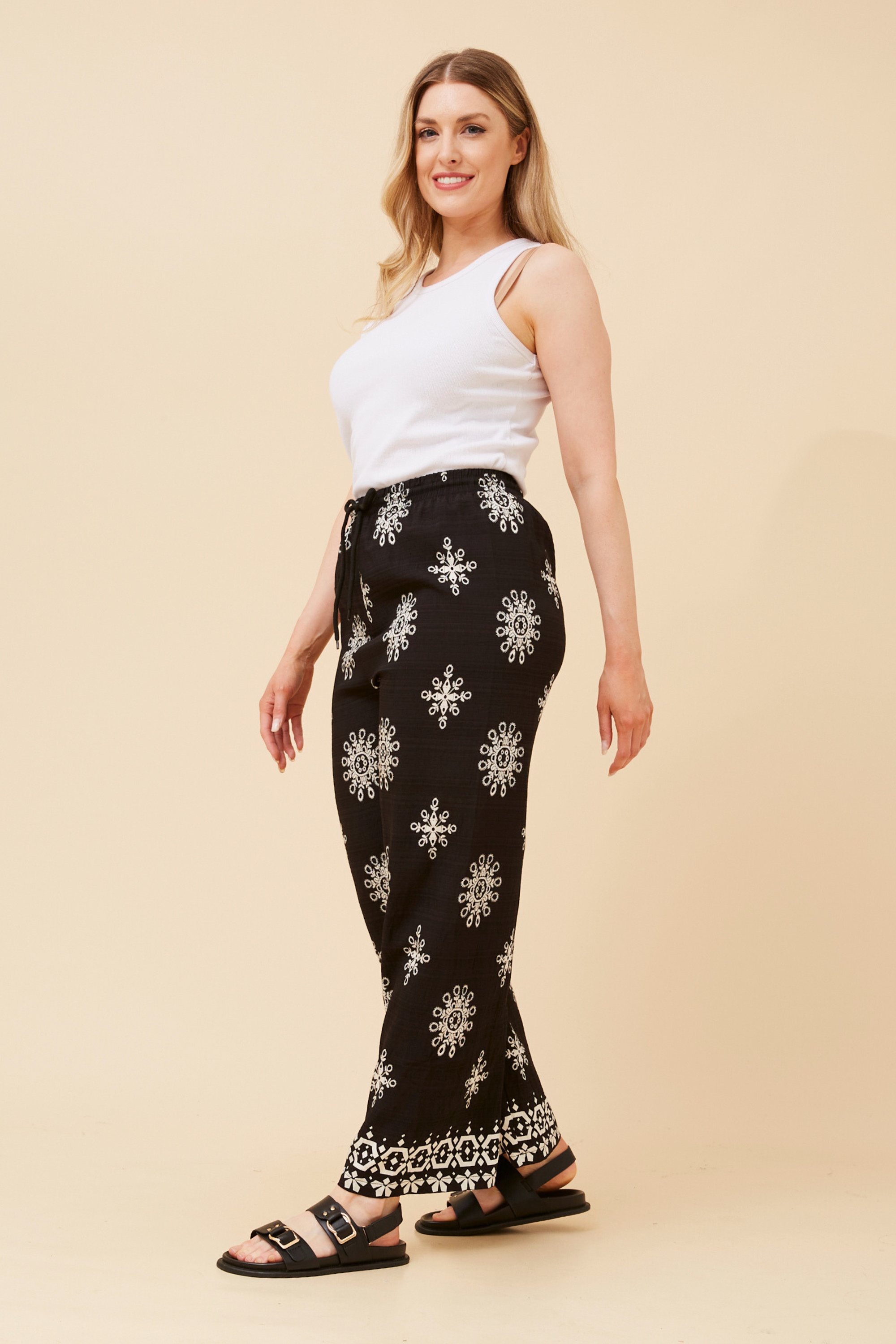 KARSYN EMBROIDERY PRINT PANTS