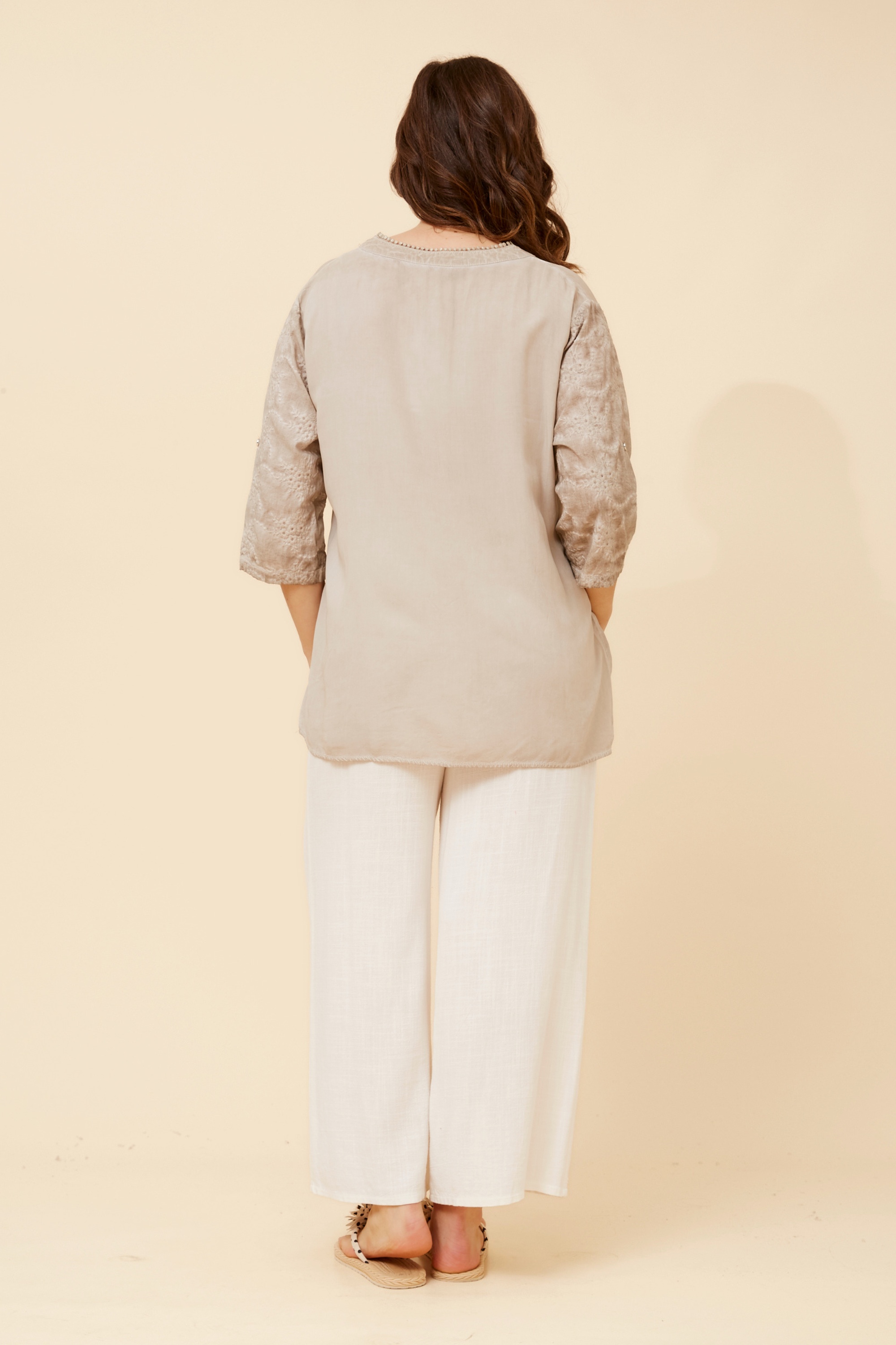 KAYLA EMBROIDERED TOP