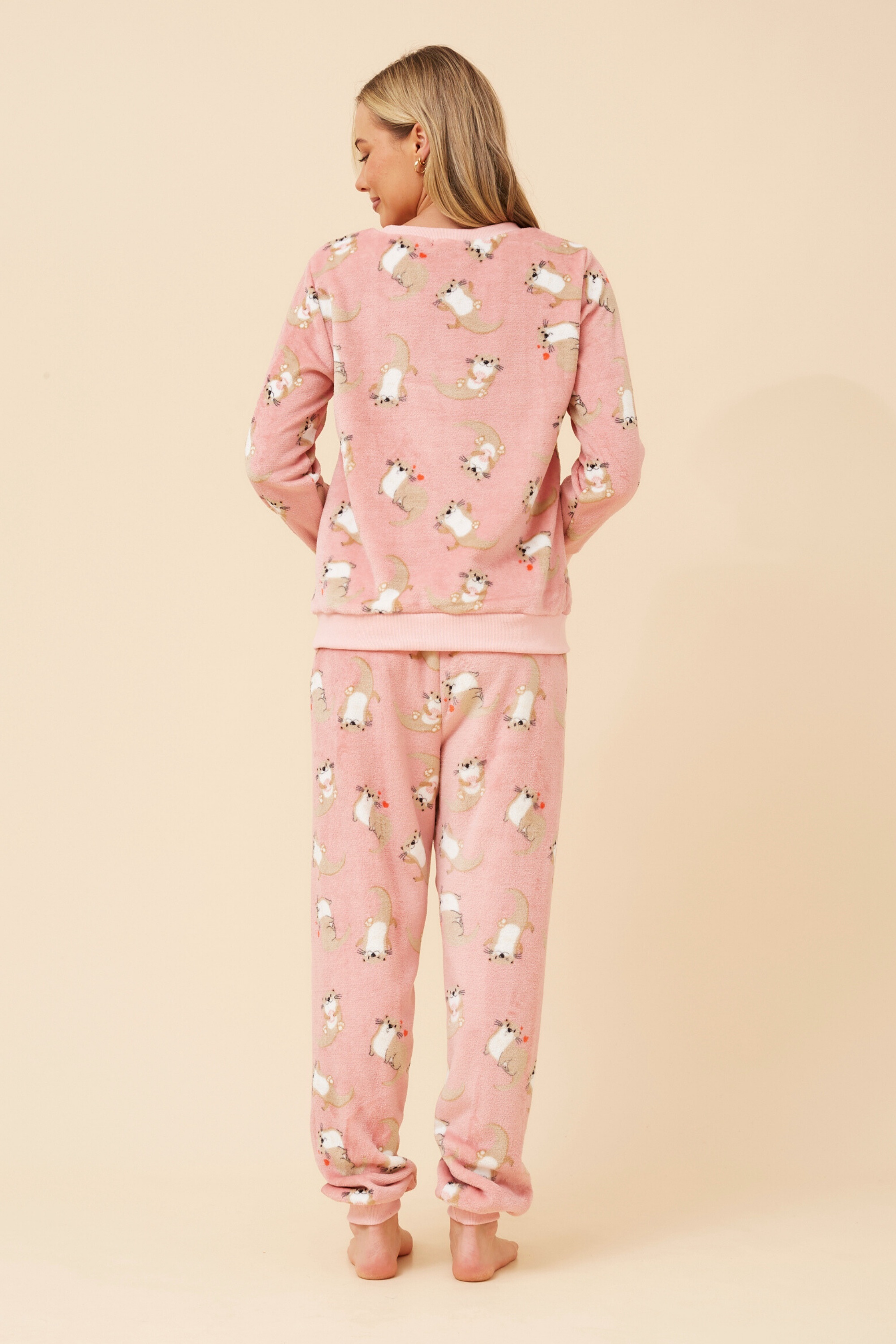 KENNY OTTER PRINT PYJAMA SET